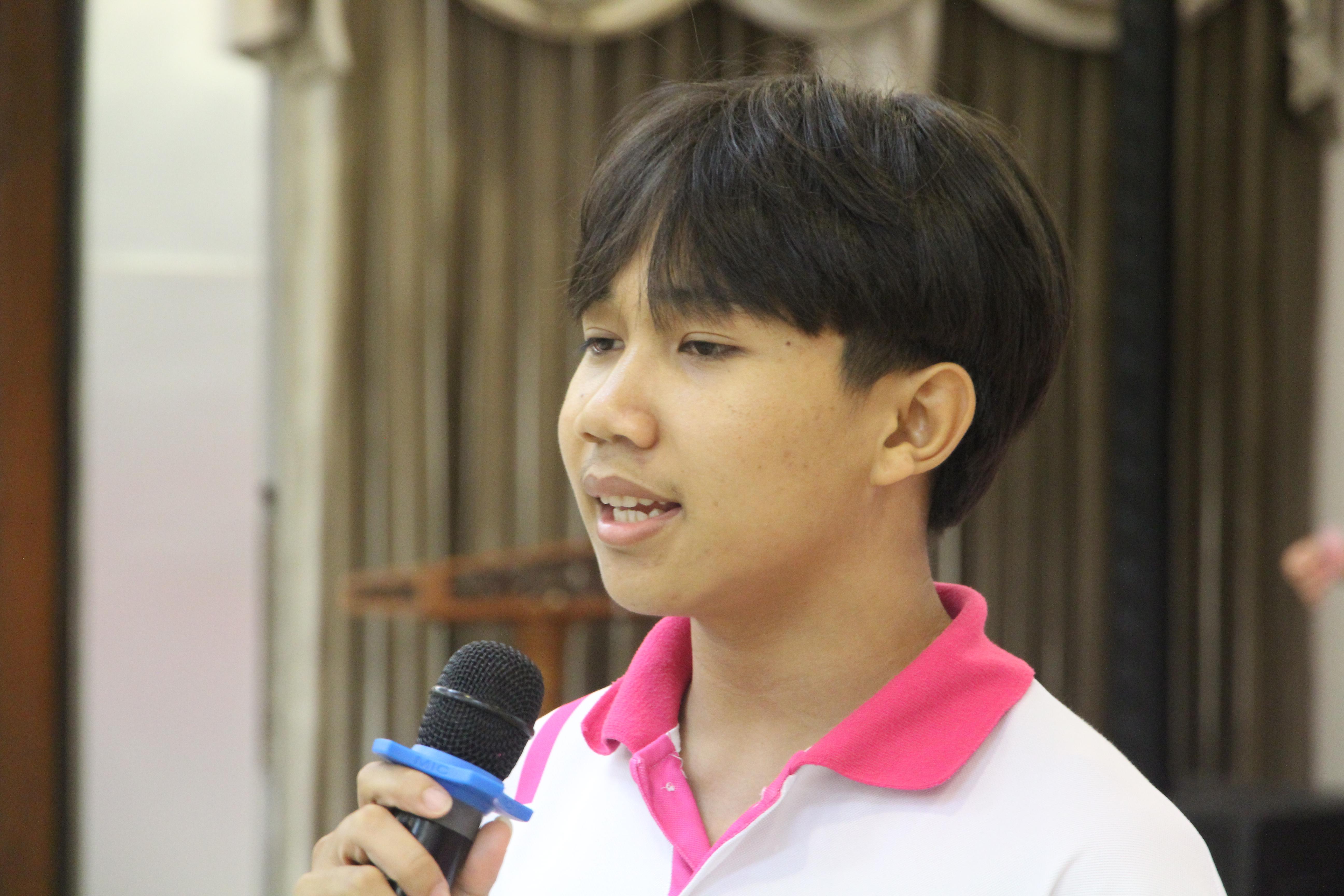 1608. กิจกรรมผูกข้อมือ 68