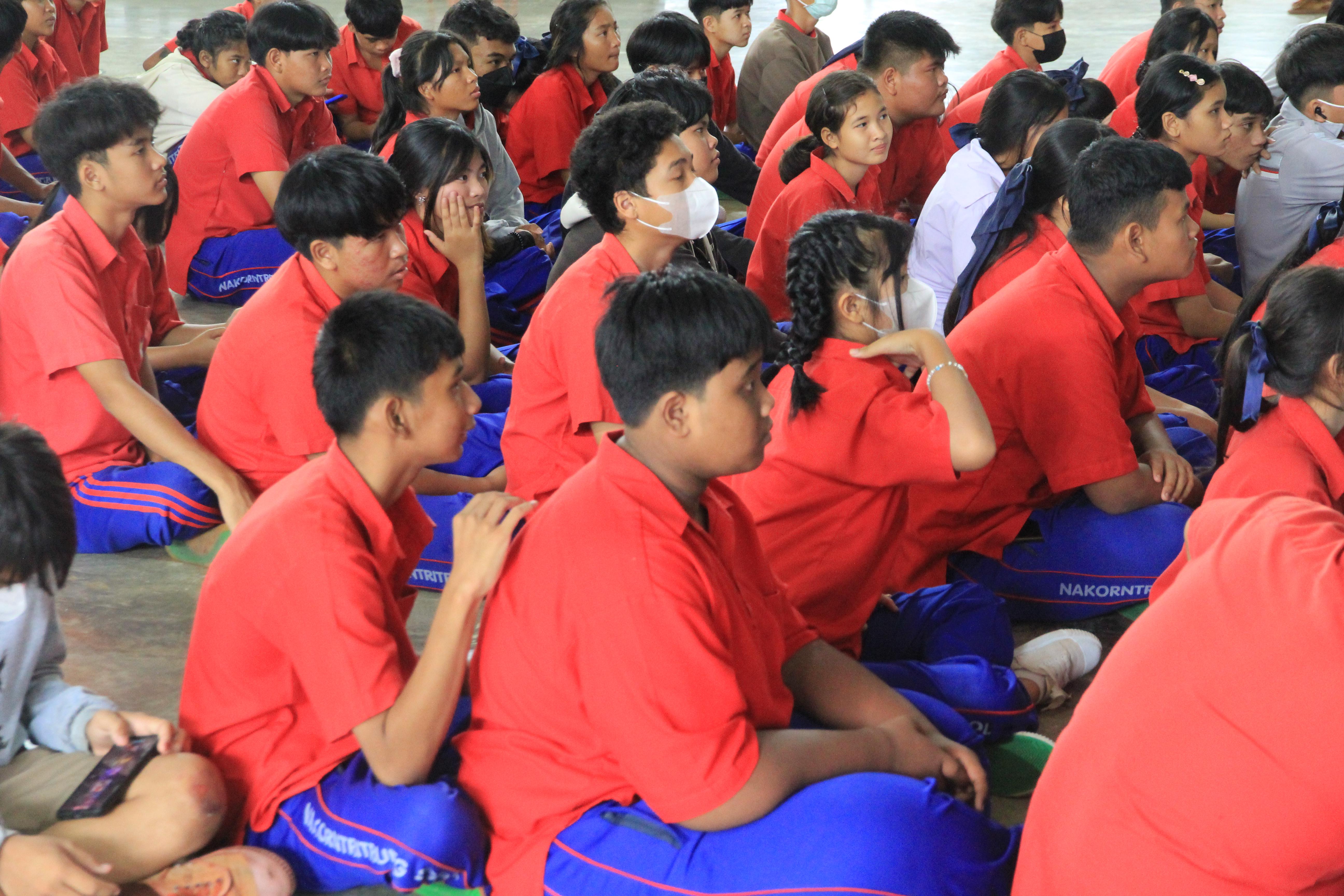49. โปรแกรมวิชาคอมพิวเตอร์ ร่วมจัดค่ายวิชาการ ให้กับนักเรียนมัธยมศึกษาปีที่ 1-6 ณ โรงเรียนนครไตรตรึงษ์