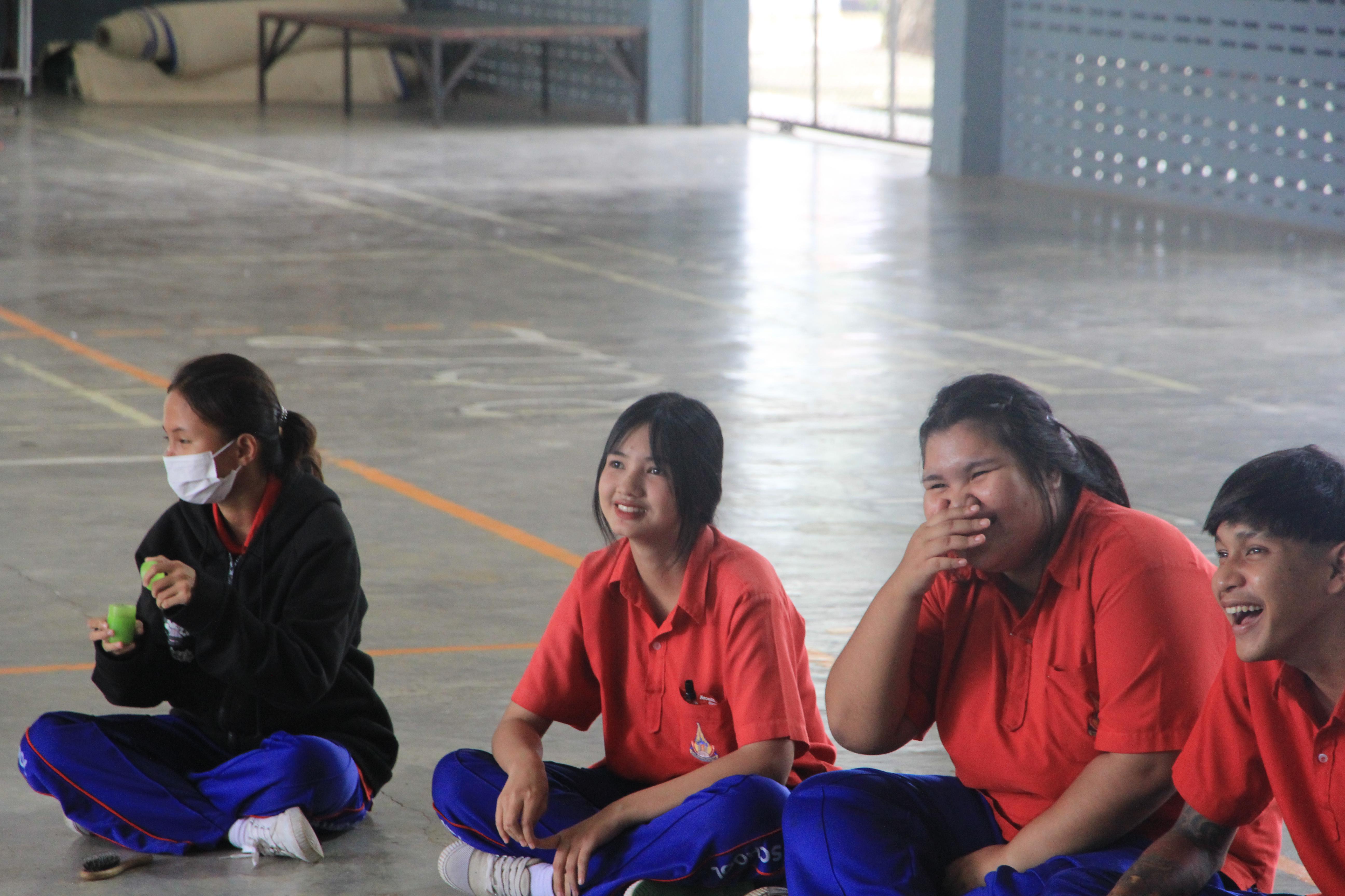 114. โปรแกรมวิชาคอมพิวเตอร์ ร่วมจัดค่ายวิชาการ ให้กับนักเรียนมัธยมศึกษาปีที่ 1-6 ณ โรงเรียนนครไตรตรึงษ์