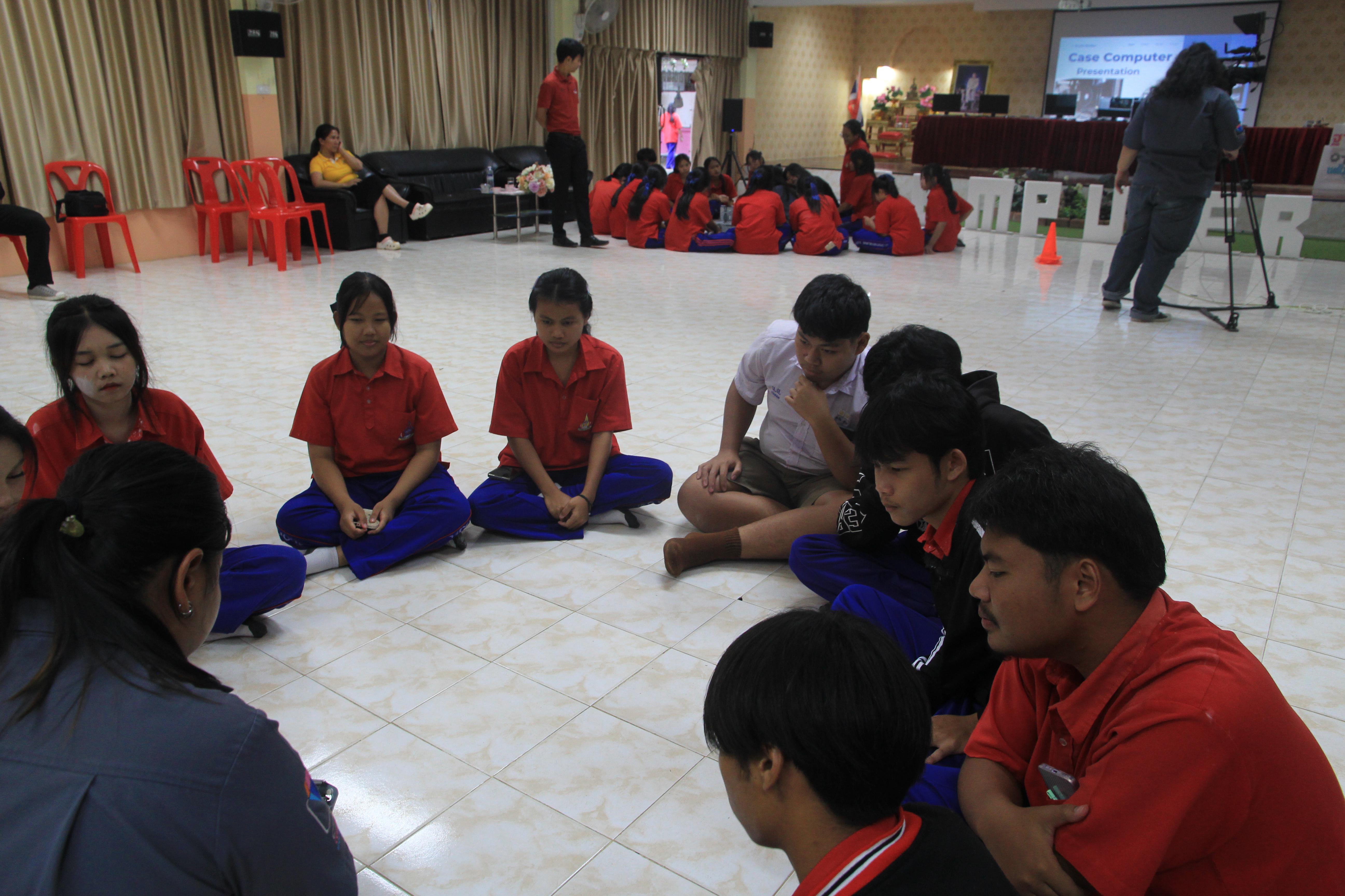 204. โปรแกรมวิชาคอมพิวเตอร์ ร่วมจัดค่ายวิชาการ ให้กับนักเรียนมัธยมศึกษาปีที่ 1-6 ณ โรงเรียนนครไตรตรึงษ์