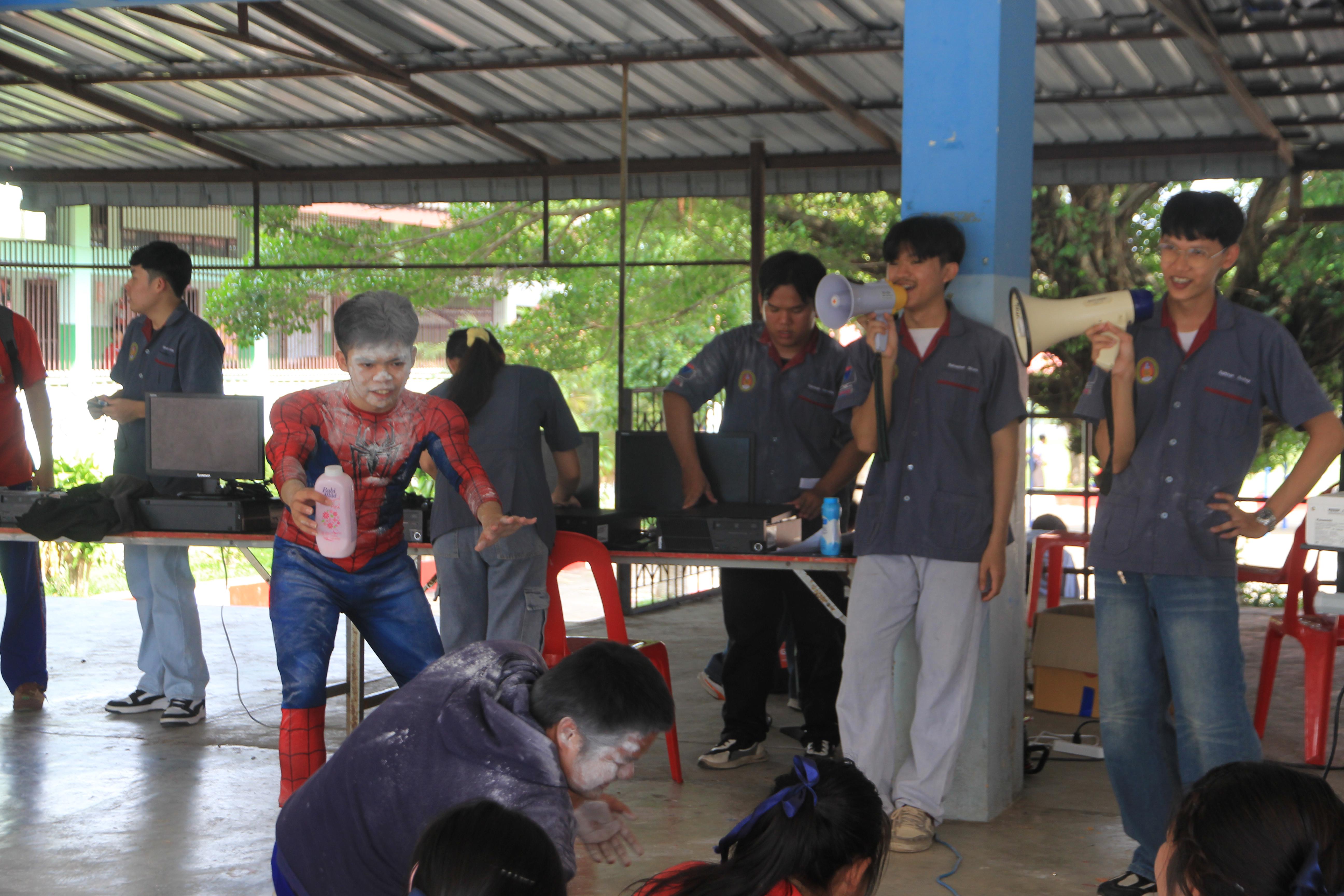 213. โปรแกรมวิชาคอมพิวเตอร์ ร่วมจัดค่ายวิชาการ ให้กับนักเรียนมัธยมศึกษาปีที่ 1-6 ณ โรงเรียนนครไตรตรึงษ์