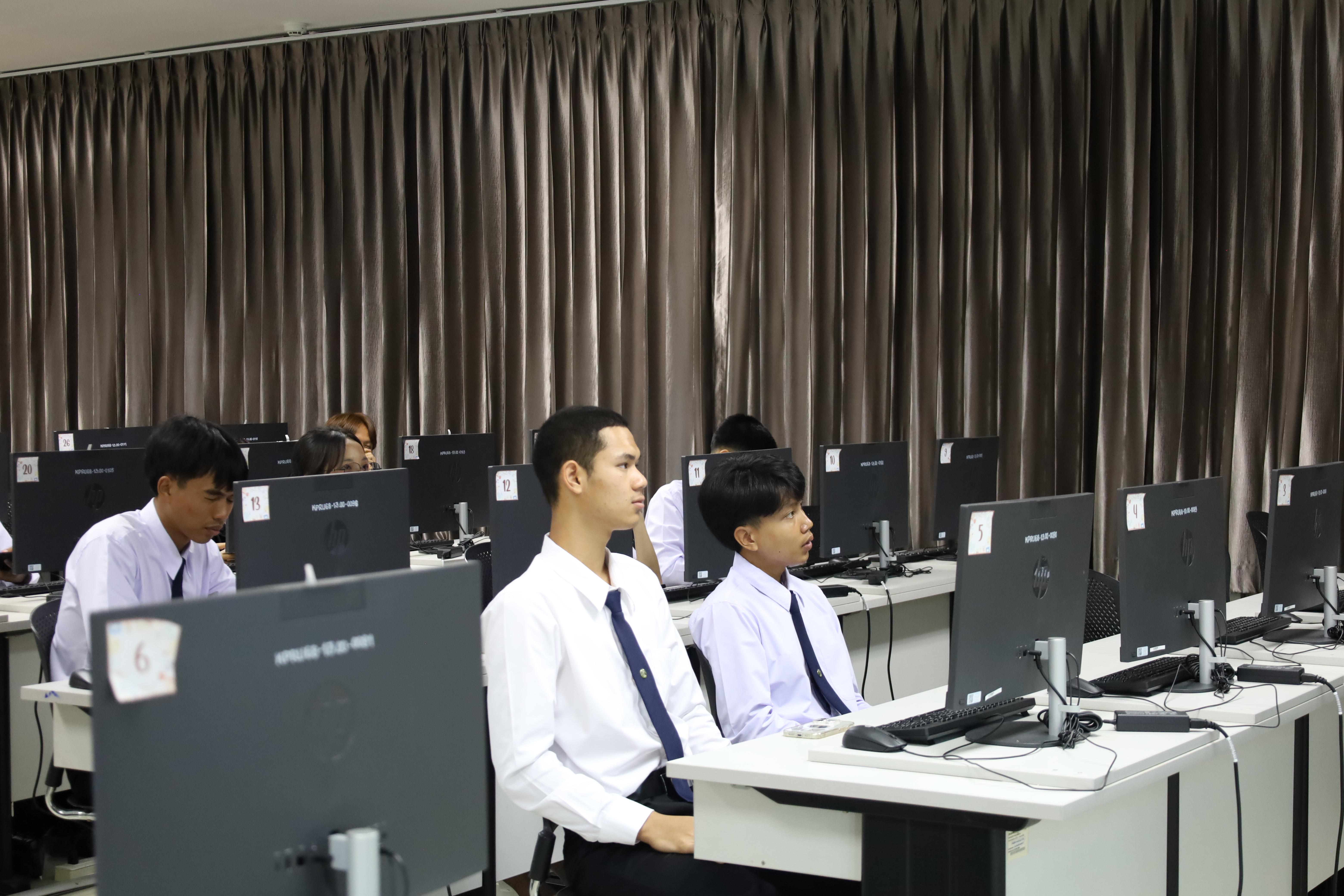 19. นักศึกษาชั้นปีที่1 เข้าพบอาจารย์ที่ปรึกษา