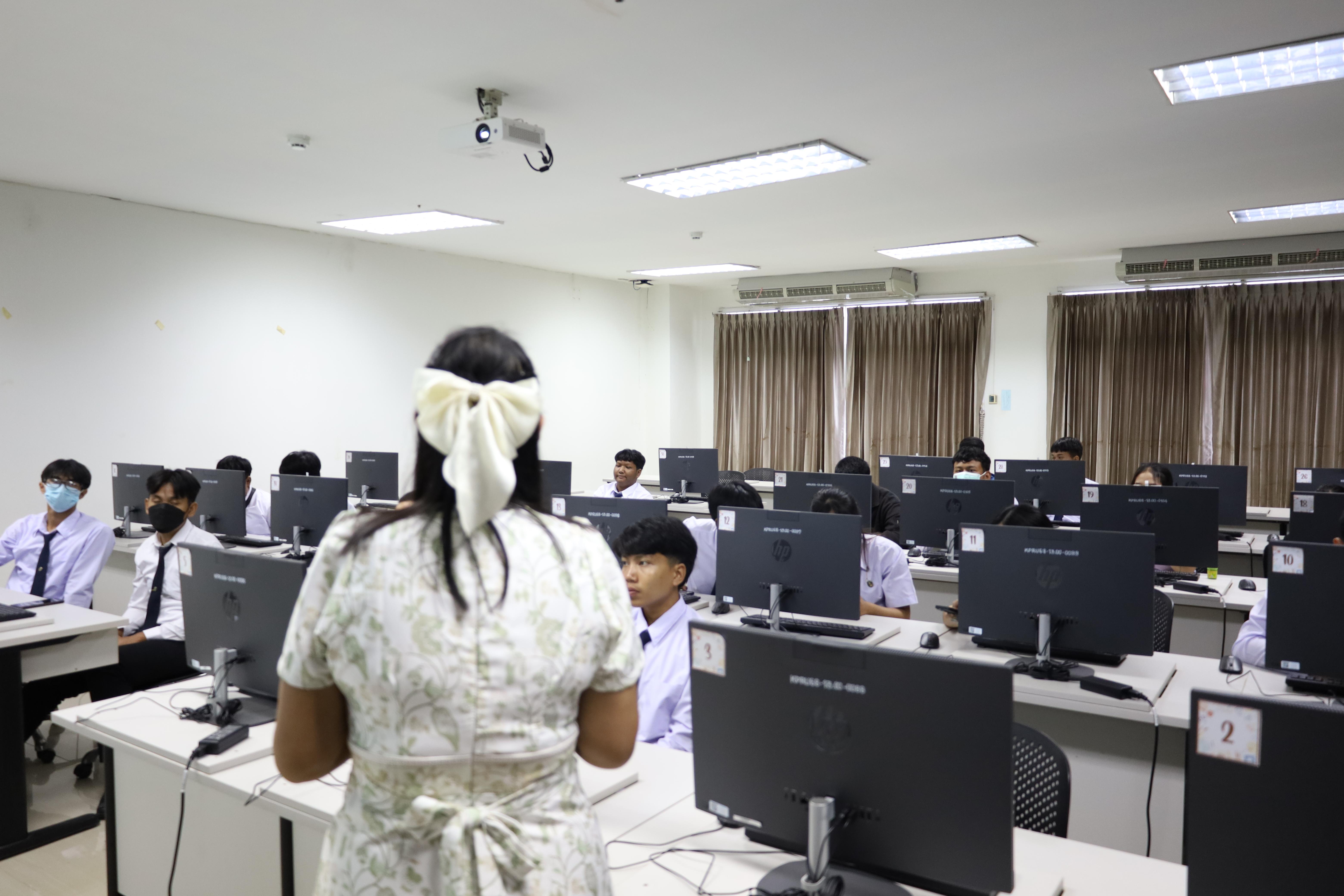 1. นักศึกษาชั้นปีที่1 เข้าพบอาจารย์ที่ปรึกษา