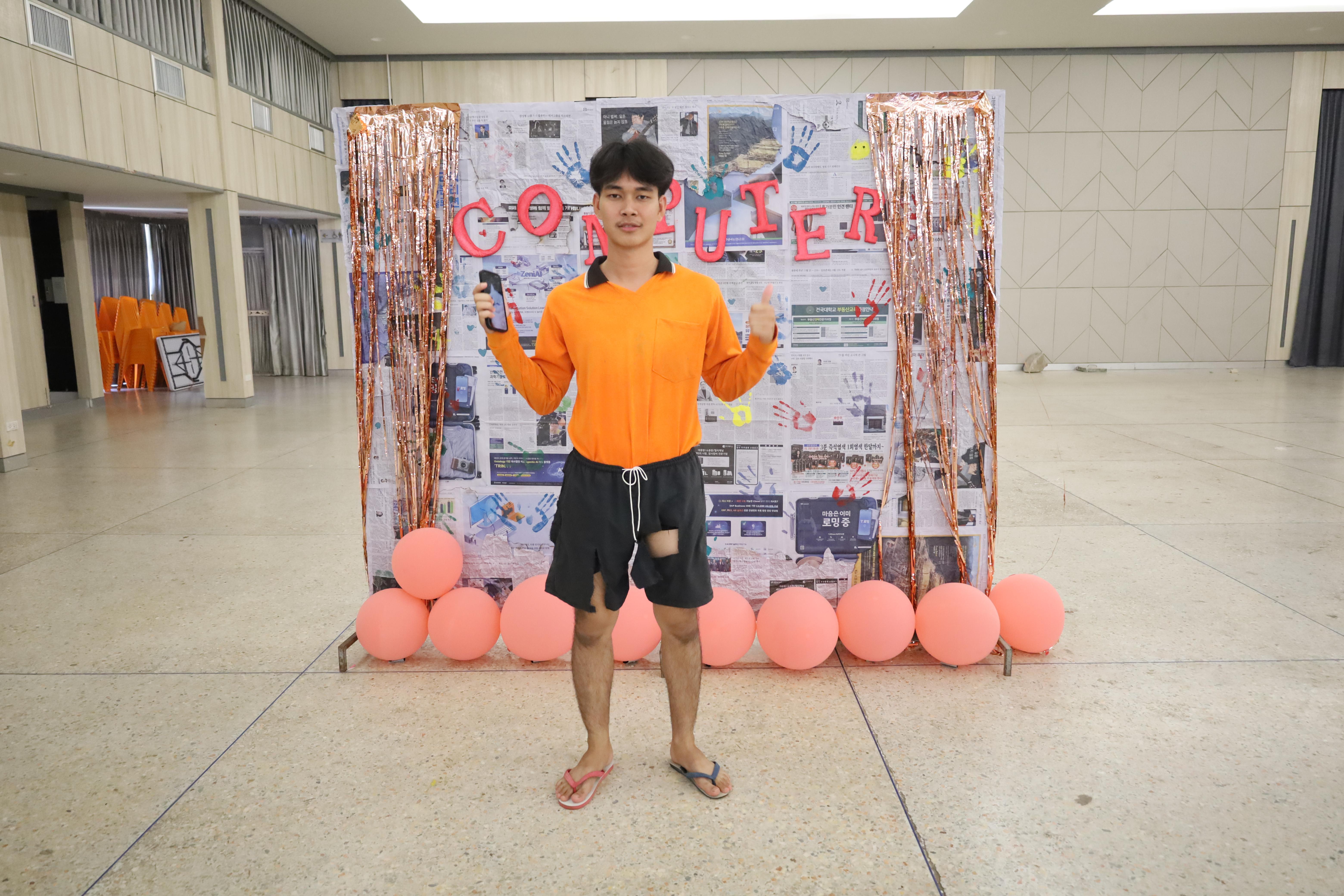 4. งานกิจกรรม Good Bye Senior