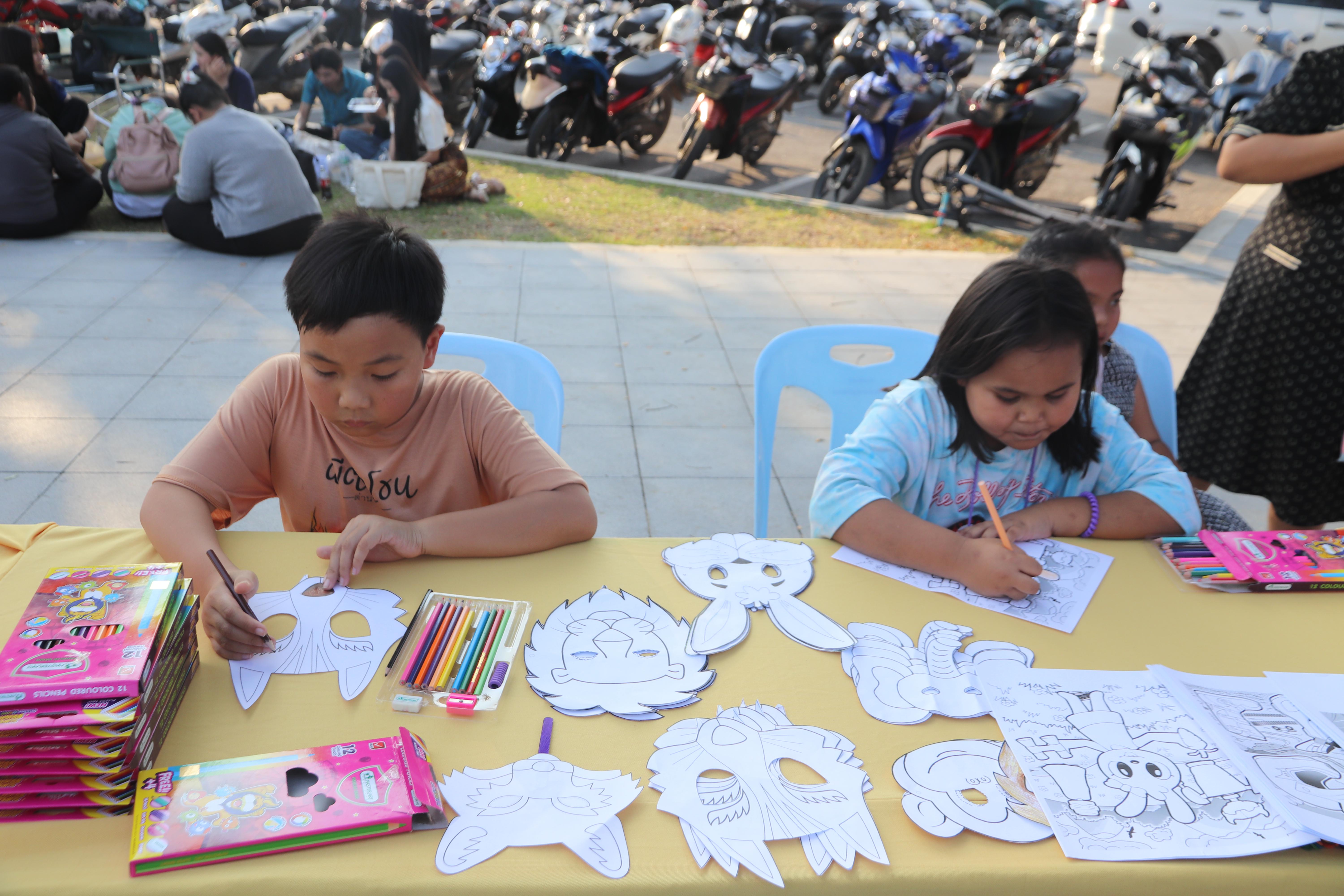 16. งานศิลปในสวนครั้งที่23