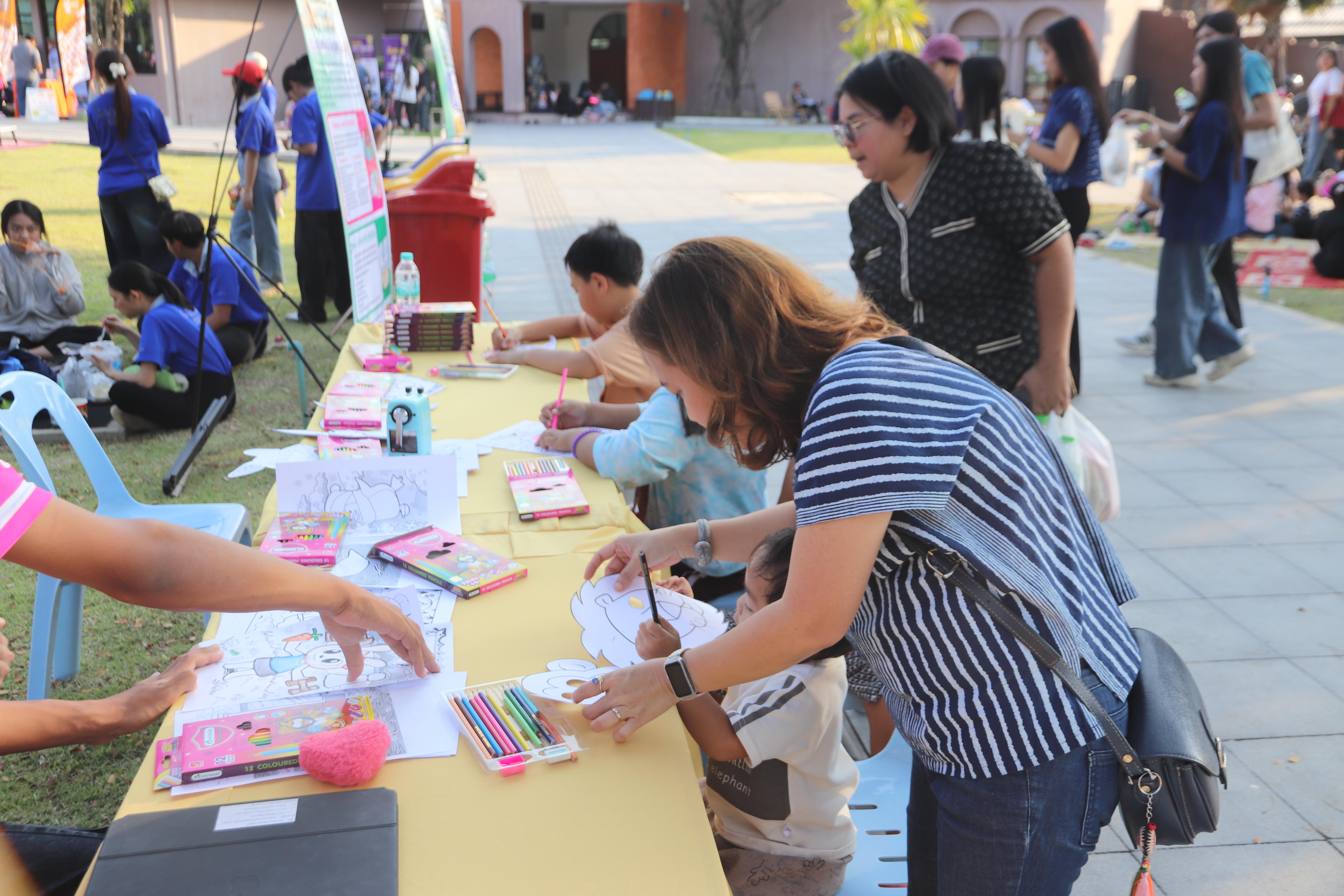 17. งานศิลปในสวนครั้งที่23