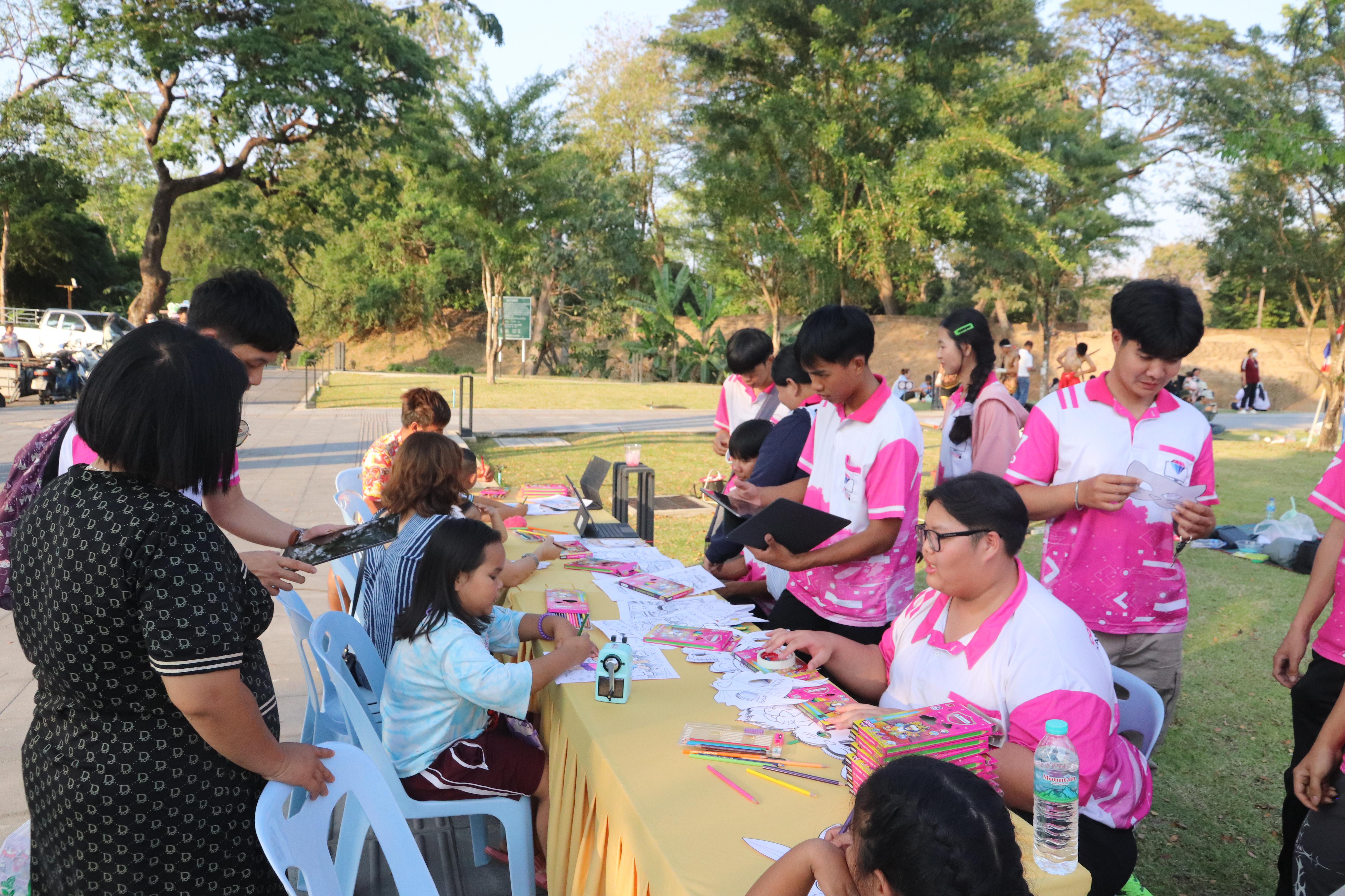 33. งานศิลปในสวนครั้งที่23