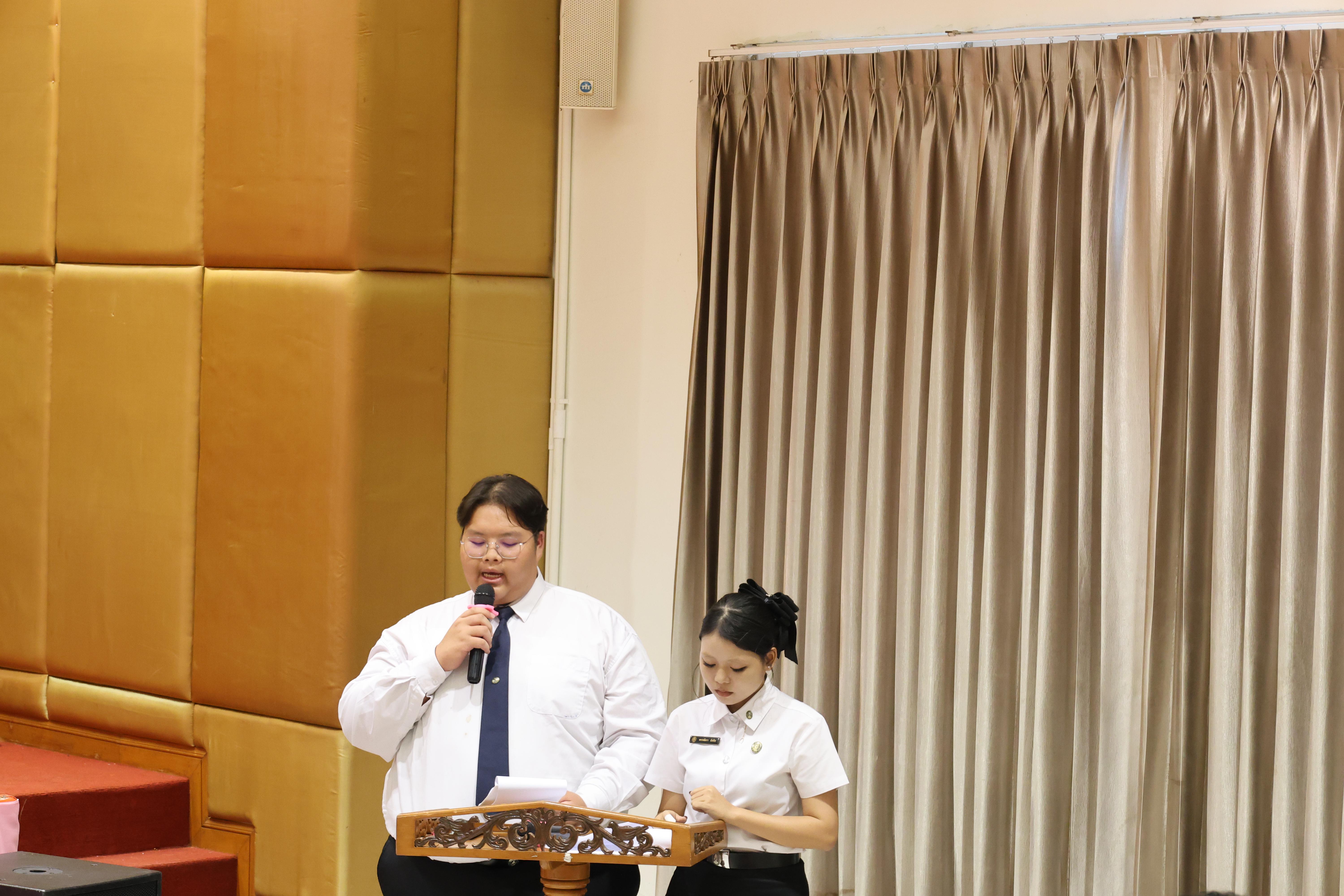 1. ไหว้ครูโปรแกรมวิชาคอมพิวตอร์และพิธีมอบโบว์ให้กับนักศึกษาใหม่ประจำปี 2569