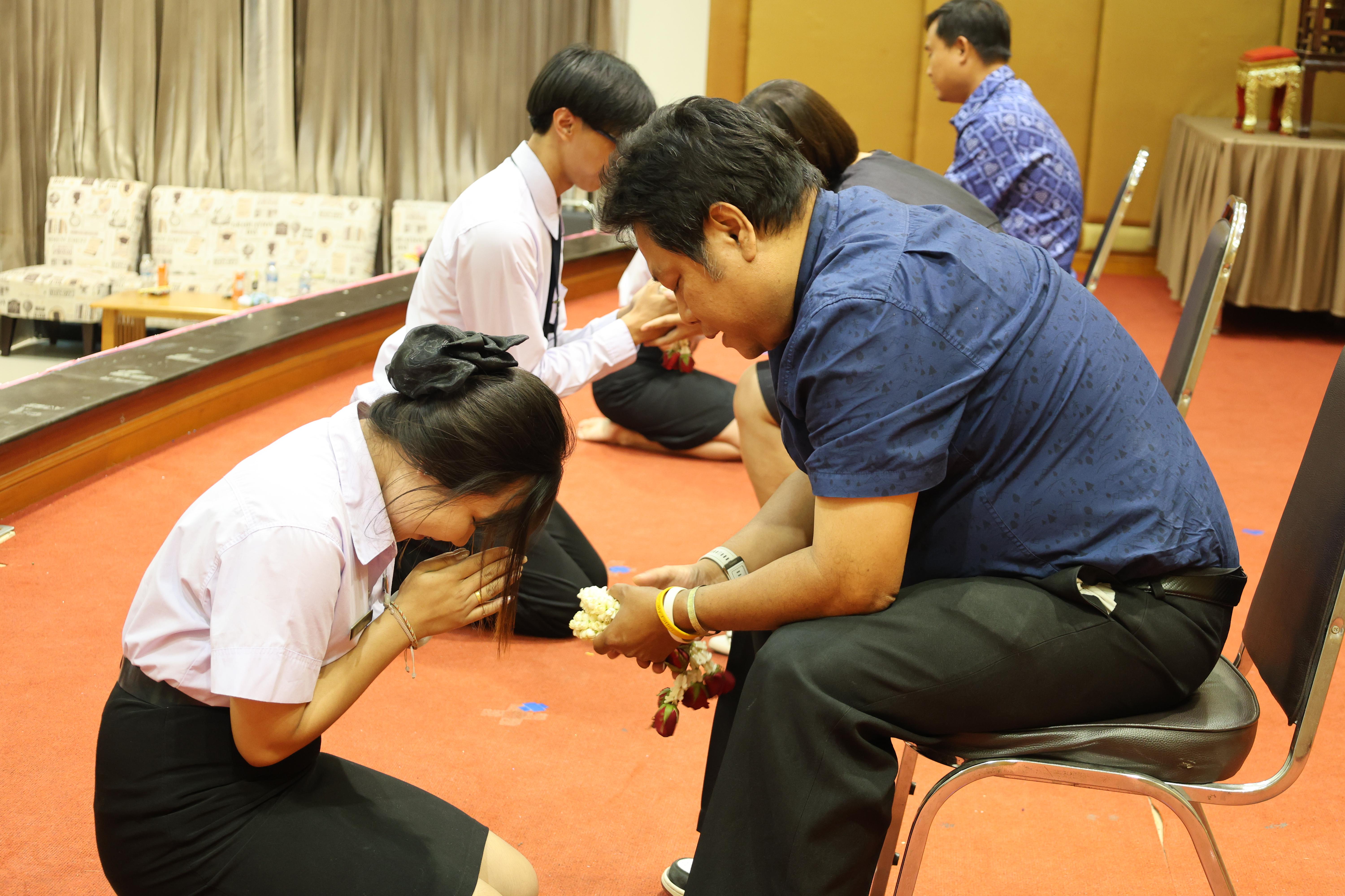 82. ไหว้ครูโปรแกรมวิชาคอมพิวตอร์และพิธีมอบโบว์ให้กับนักศึกษาใหม่ประจำปี 2569