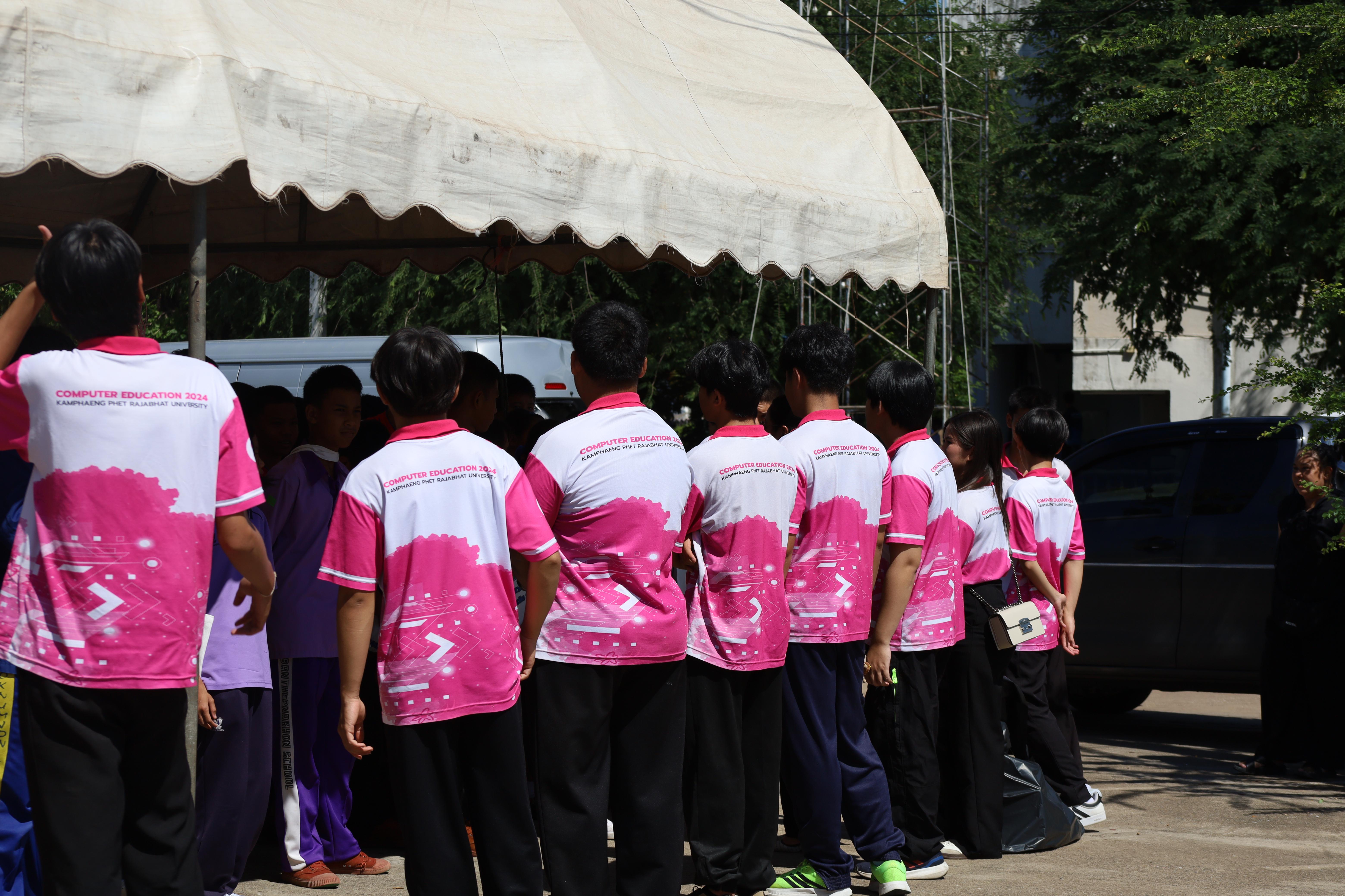35. กิจกรรมตามโครงการพัฒนาการเรียนรู้สู่ประชาคมอาเซียน