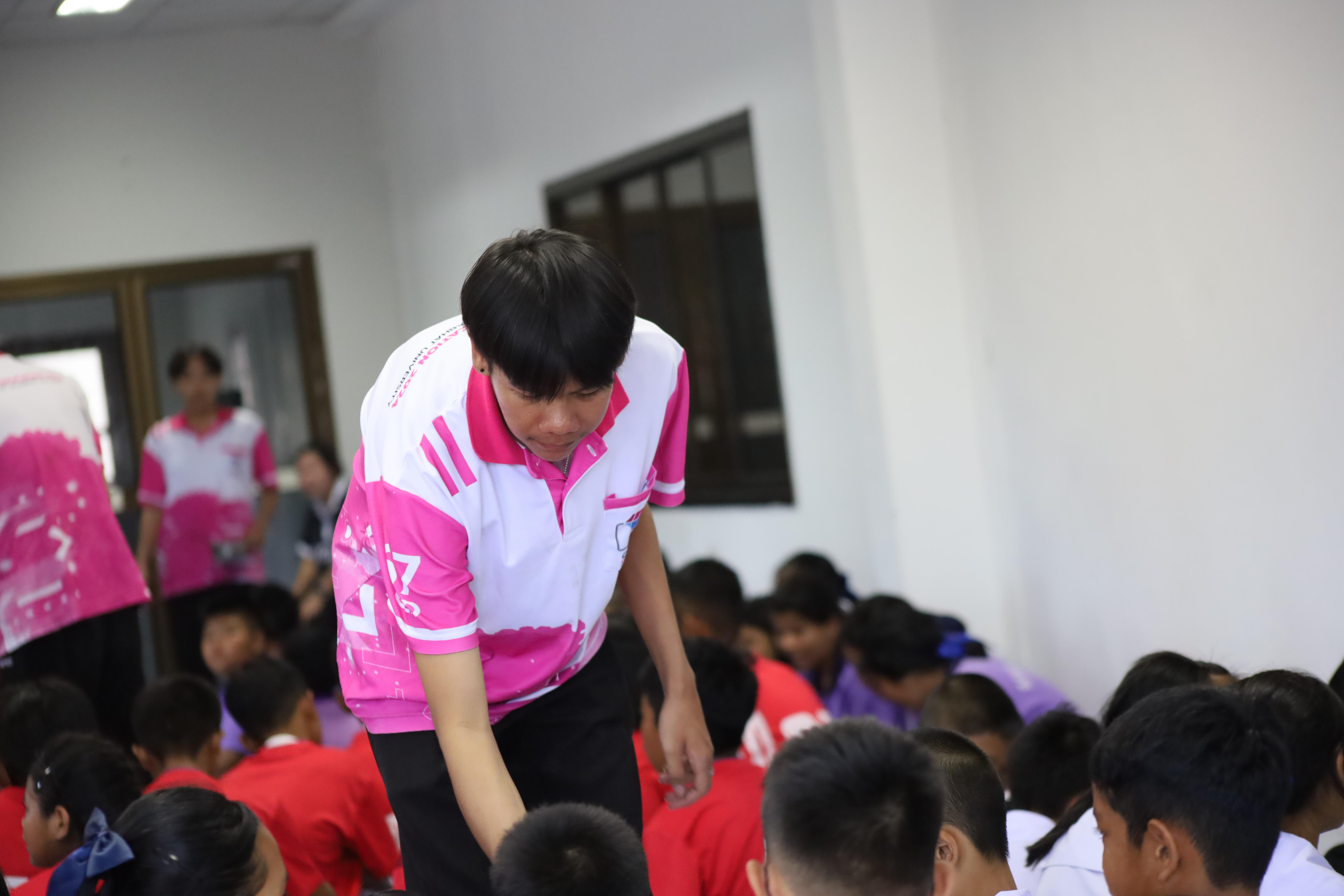 78. กิจกรรมตามโครงการพัฒนาการเรียนรู้สู่ประชาคมอาเซียน