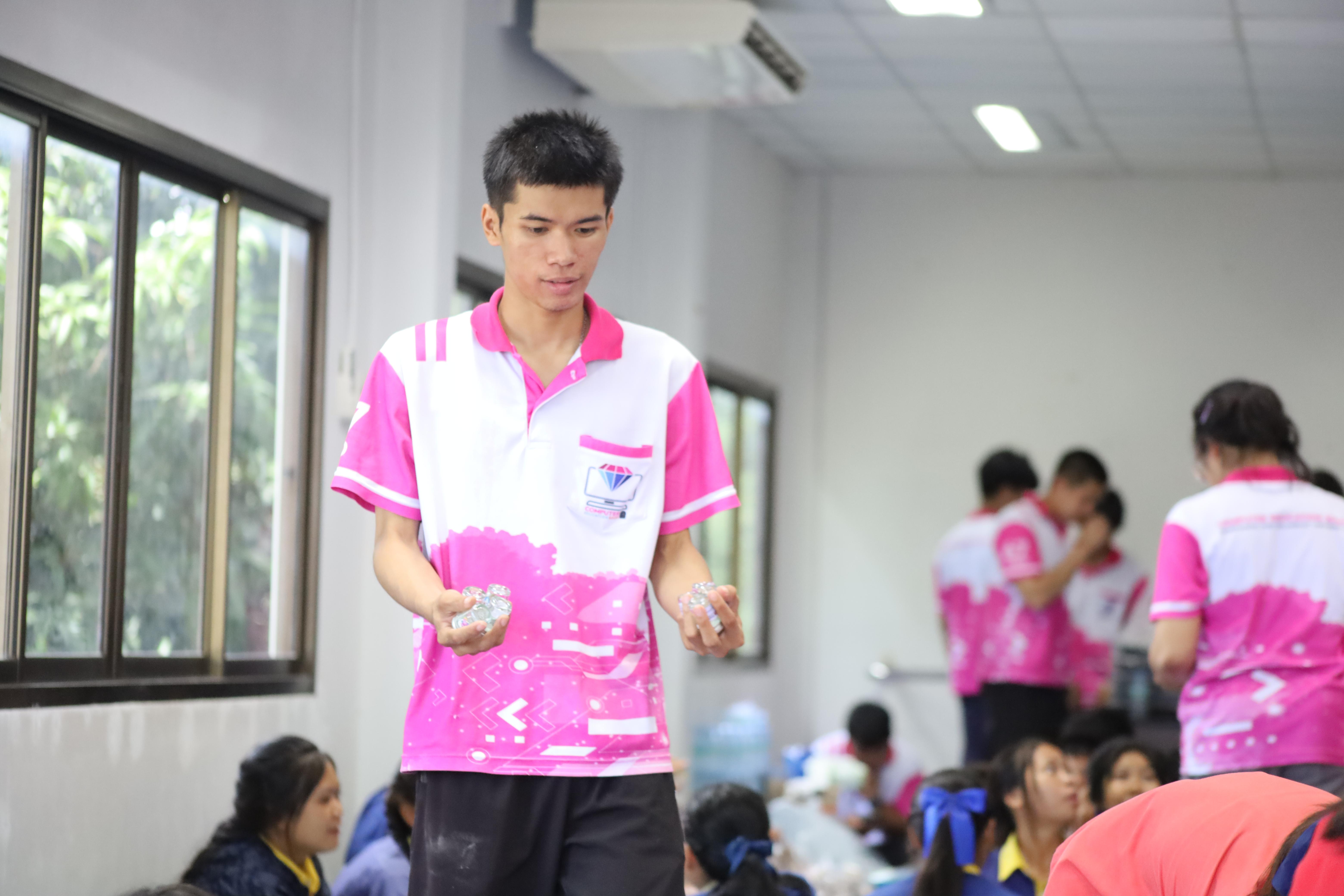 81. กิจกรรมตามโครงการพัฒนาการเรียนรู้สู่ประชาคมอาเซียน