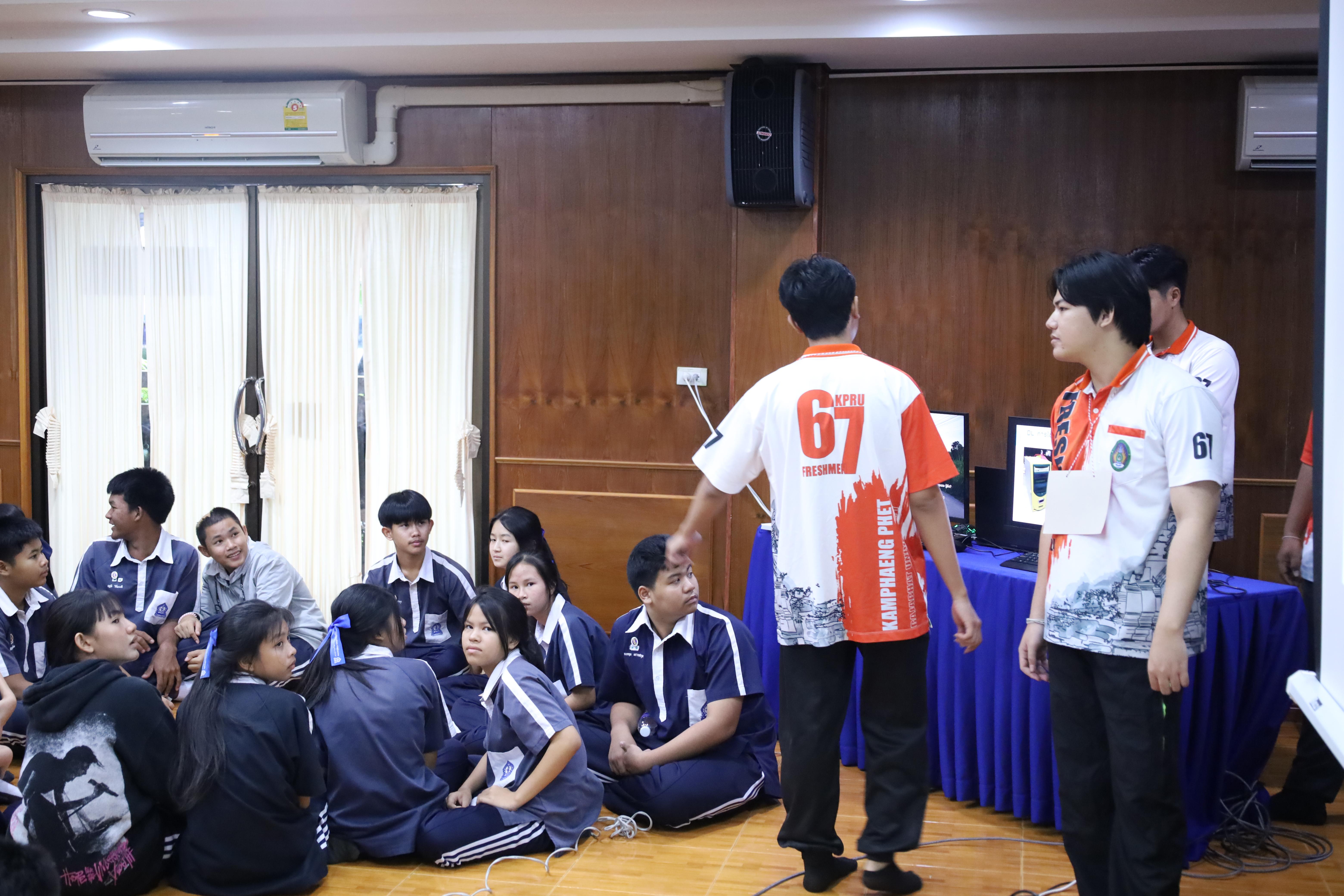48. จัดกิจกรรมให้ความรู้ เรื่อง พื้นฐานทางสุขศึกษาและพลศึกษา ในด้านความรู้เกี่ยวกับสื่อโฆษณาไซเบอร์ ด้านระบบร่างกาย ด้านเพศศึกษา ด้านโรค และยาให้กับนักเรียนชั้นมัธยมศึกษาตอนต้น โรงเรียนวชิรปราการวิทยาคม
