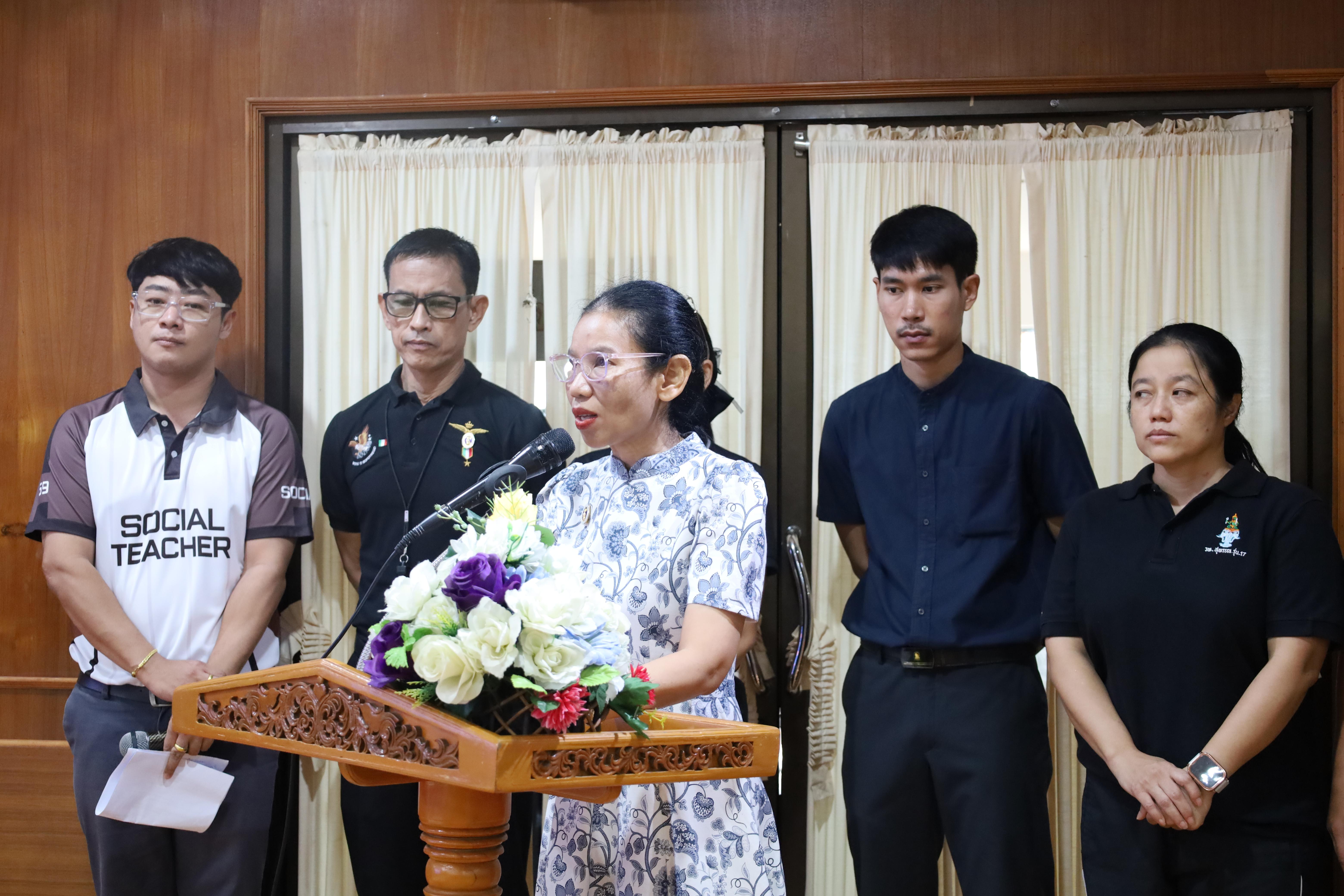 155. จัดกิจกรรมให้ความรู้ เรื่อง พื้นฐานทางสุขศึกษาและพลศึกษา ในด้านความรู้เกี่ยวกับสื่อโฆษณาไซเบอร์ ด้านระบบร่างกาย ด้านเพศศึกษา ด้านโรค และยาให้กับนักเรียนชั้นมัธยมศึกษาตอนต้น โรงเรียนวชิรปราการวิทยาคม
