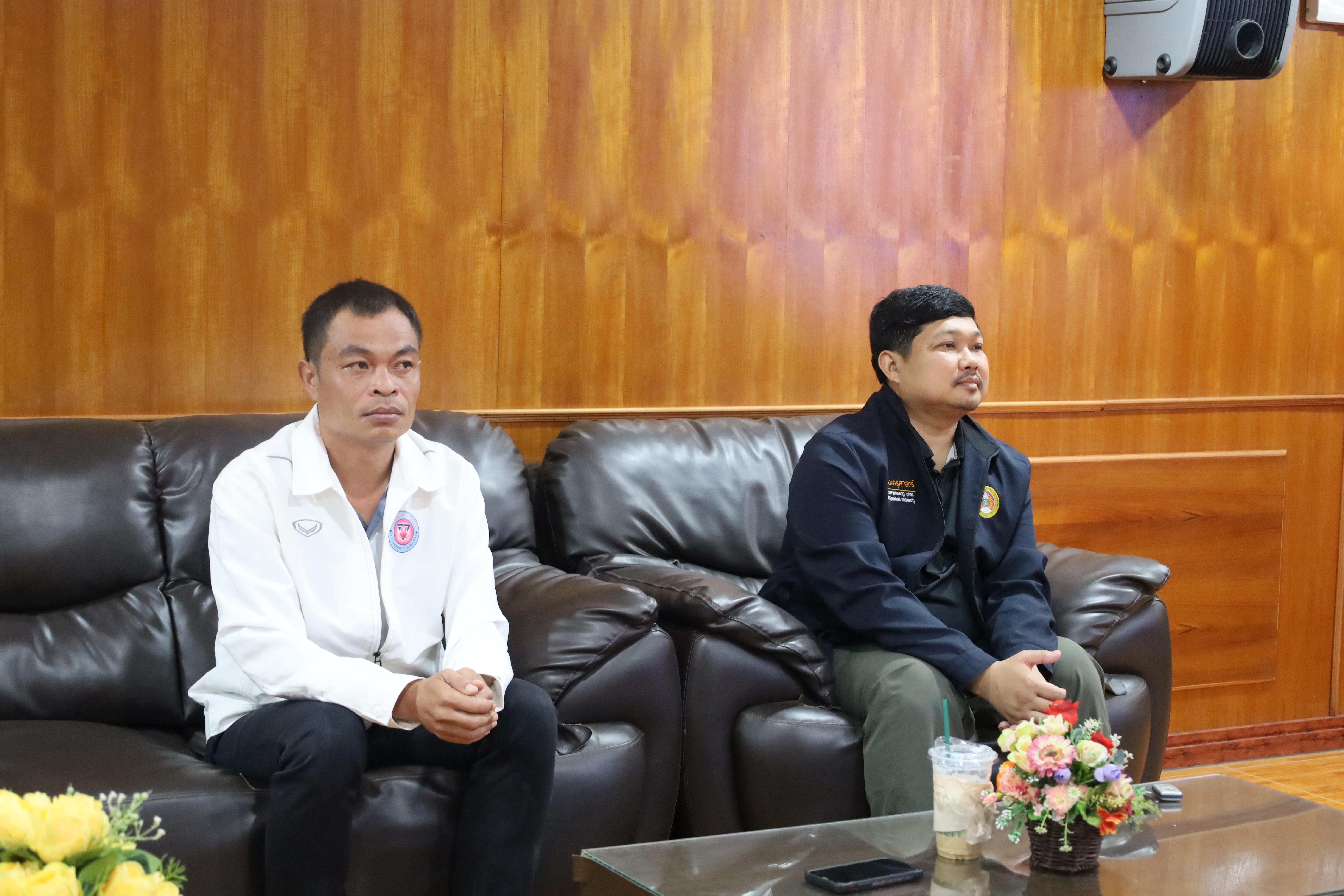 165. จัดกิจกรรมให้ความรู้ เรื่อง พื้นฐานทางสุขศึกษาและพลศึกษา ในด้านความรู้เกี่ยวกับสื่อโฆษณาไซเบอร์ ด้านระบบร่างกาย ด้านเพศศึกษา ด้านโรค และยาให้กับนักเรียนชั้นมัธยมศึกษาตอนต้น โรงเรียนวชิรปราการวิทยาคม