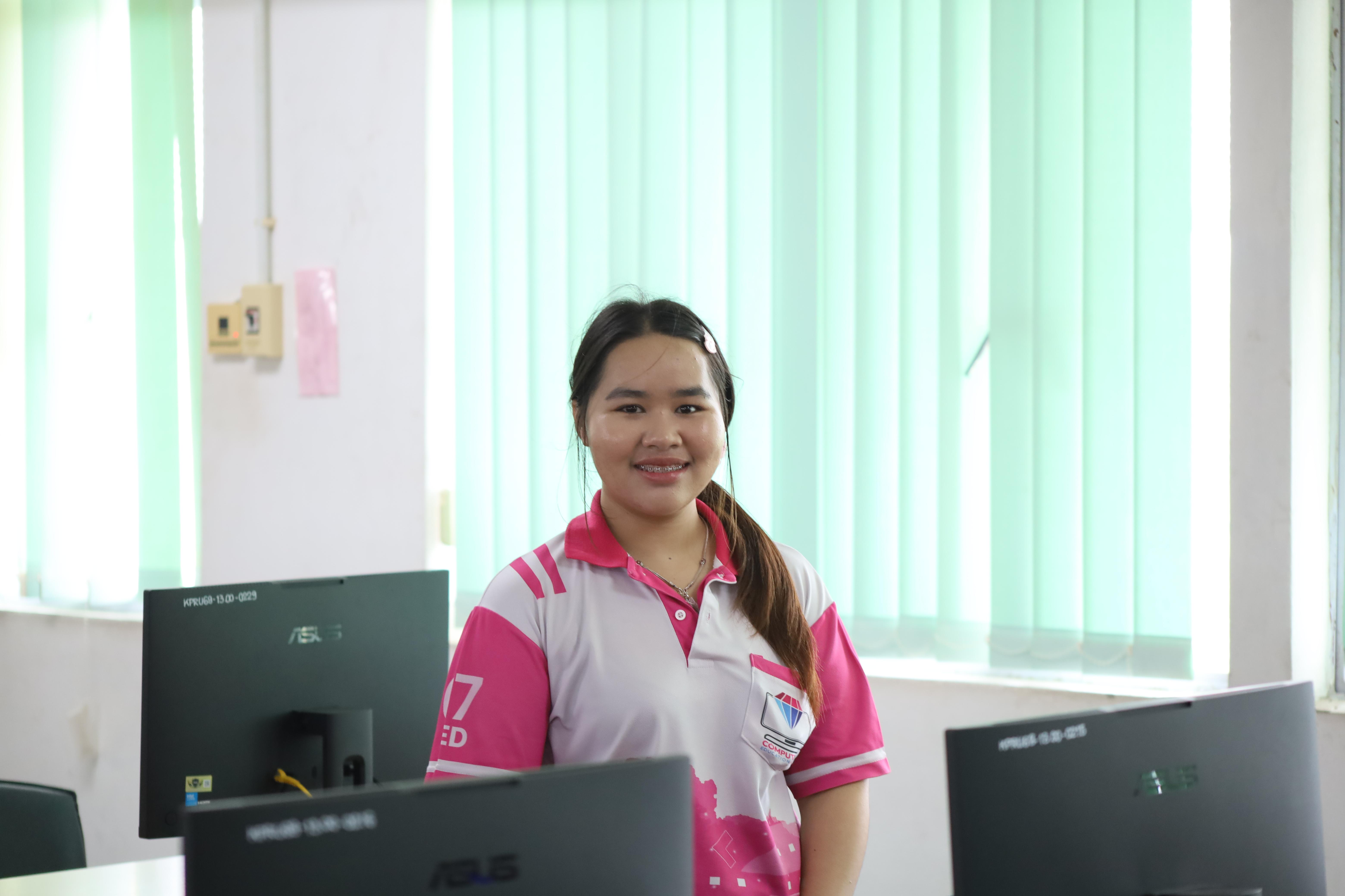 กิจกรรมการบูรณาการการจัดการเรียนการสอนกับการบริการวิชาการในสถานศึกษารายวิชาคณิตศาสตร์สำหรับครูคอมพิวเตอร์