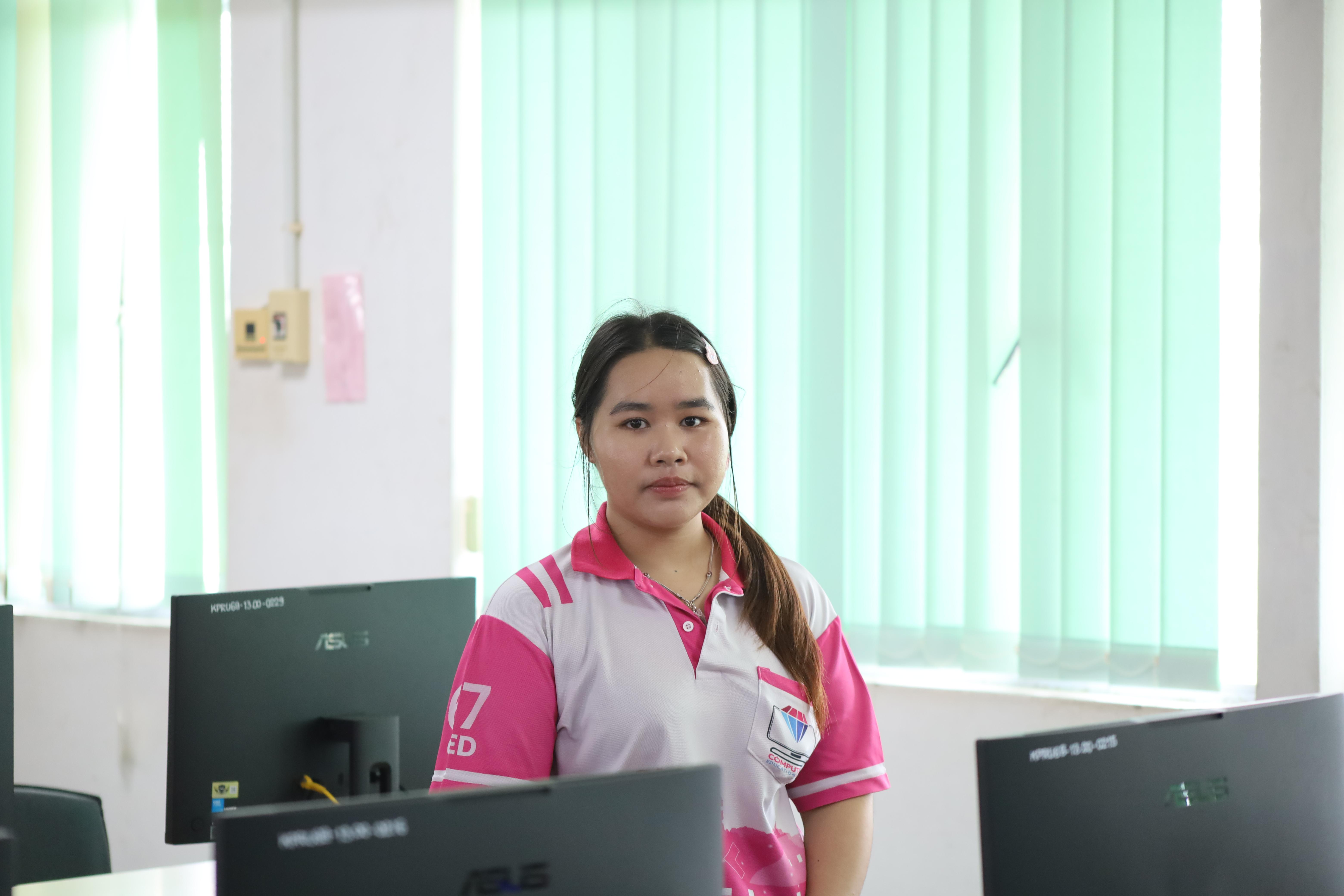 กิจกรรมการบูรณาการการจัดการเรียนการสอนกับการบริการวิชาการในสถานศึกษารายวิชาคณิตศาสตร์สำหรับครูคอมพิวเตอร์