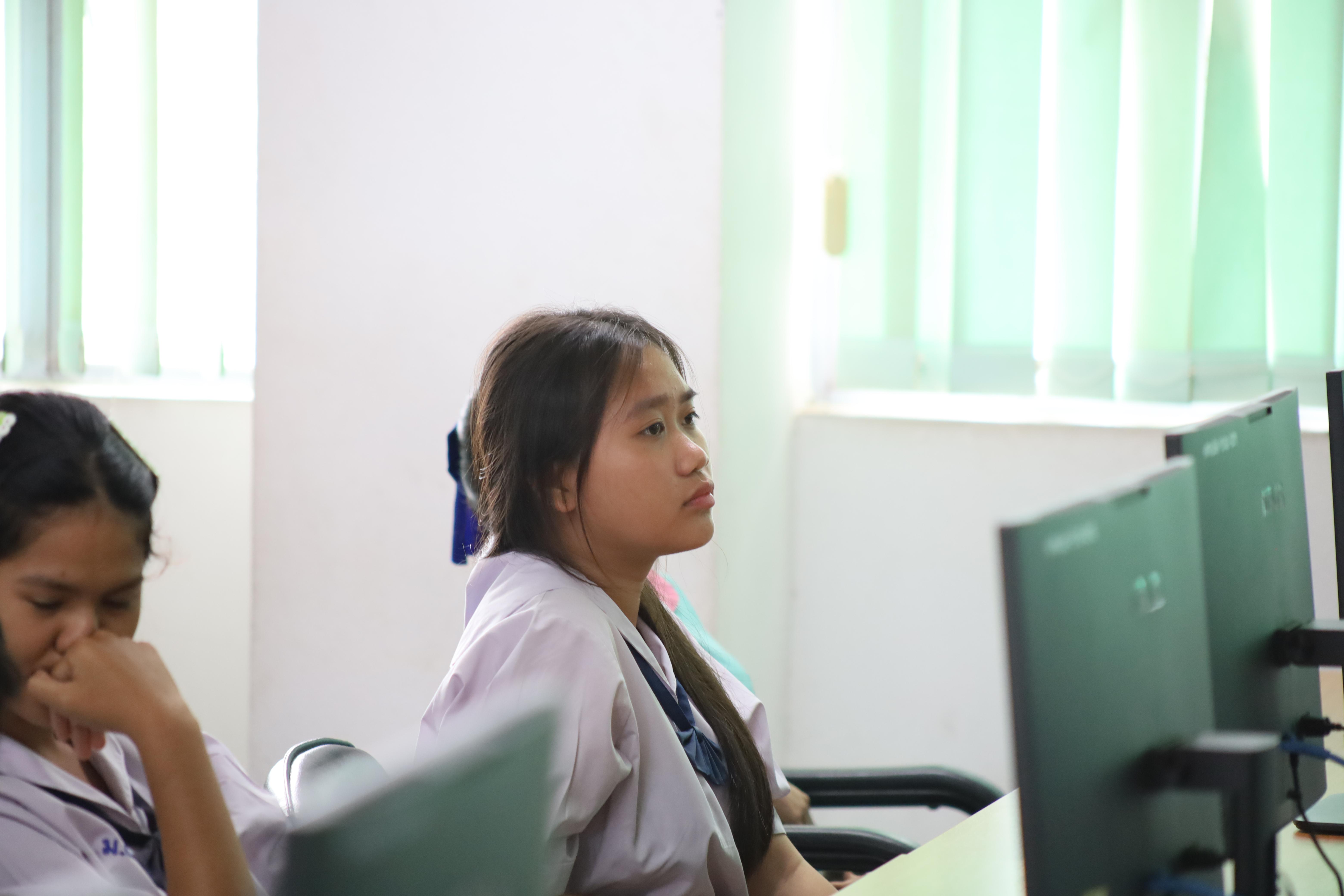 28. กิจกรรมการบูรณาการการจัดการเรียนการสอนกับการบริการวิชาการในสถานศึกษารายวิชาคณิตศาสตร์สำหรับครูคอมพิวเตอร์