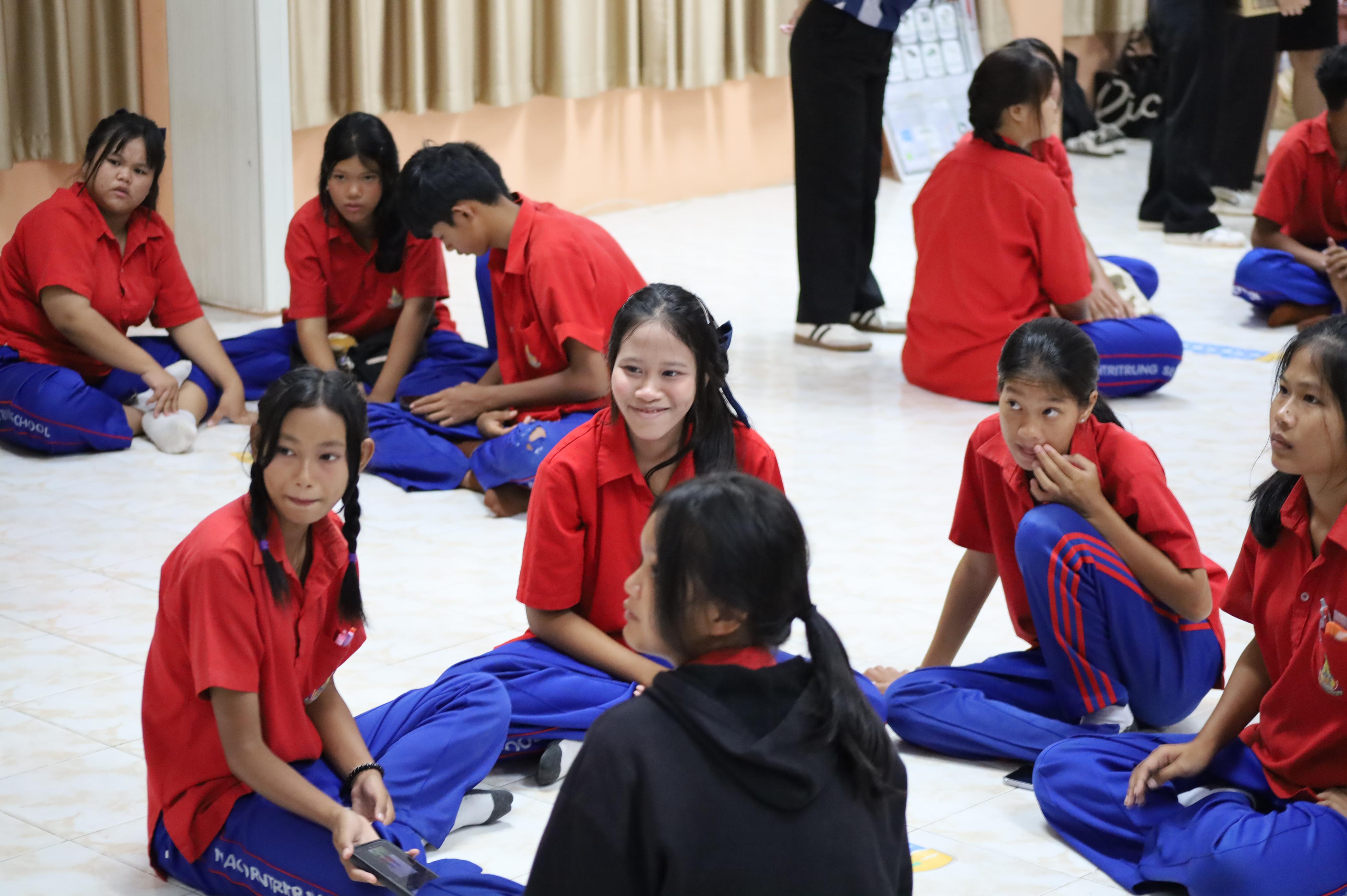 45. จัดกิจกรรมอบรมพัฒนาทักษะทางด้านเทคโนโลยี ให้กับนักเรียนโรงเรียนนครไตรตรึงษ์