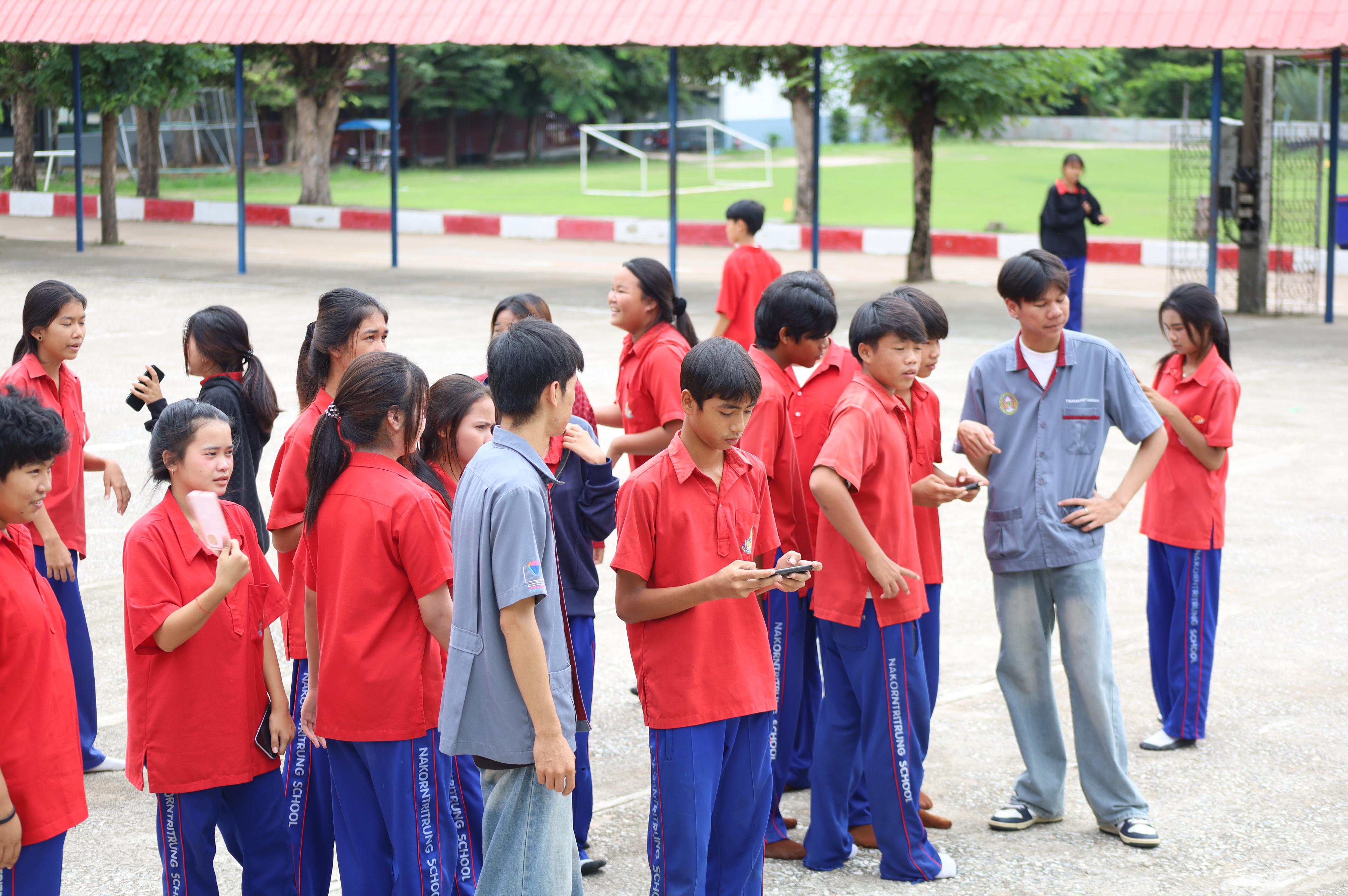 74. จัดกิจกรรมอบรมพัฒนาทักษะทางด้านเทคโนโลยี ให้กับนักเรียนโรงเรียนนครไตรตรึงษ์