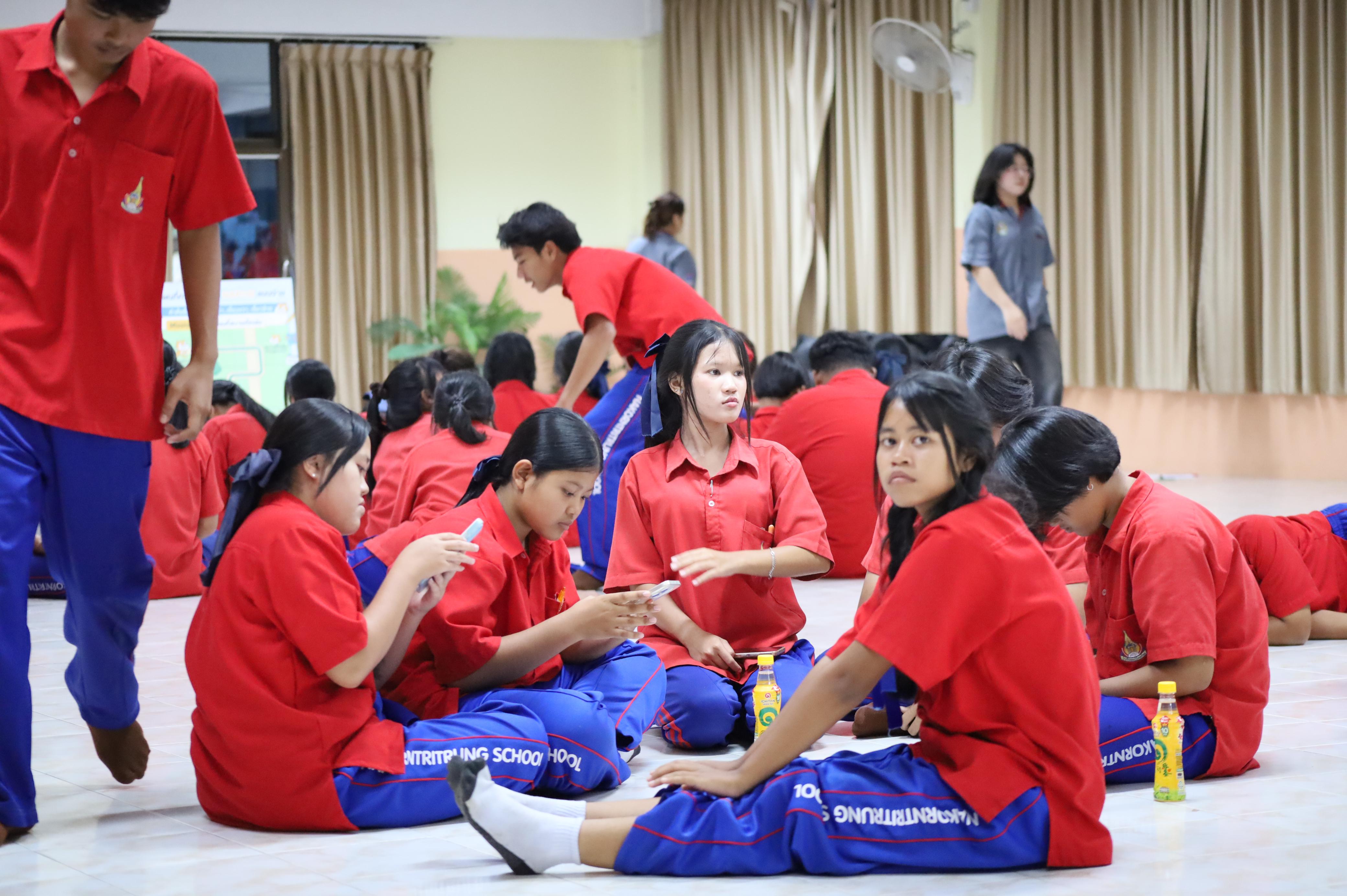 126. จัดกิจกรรมอบรมพัฒนาทักษะทางด้านเทคโนโลยี ให้กับนักเรียนโรงเรียนนครไตรตรึงษ์