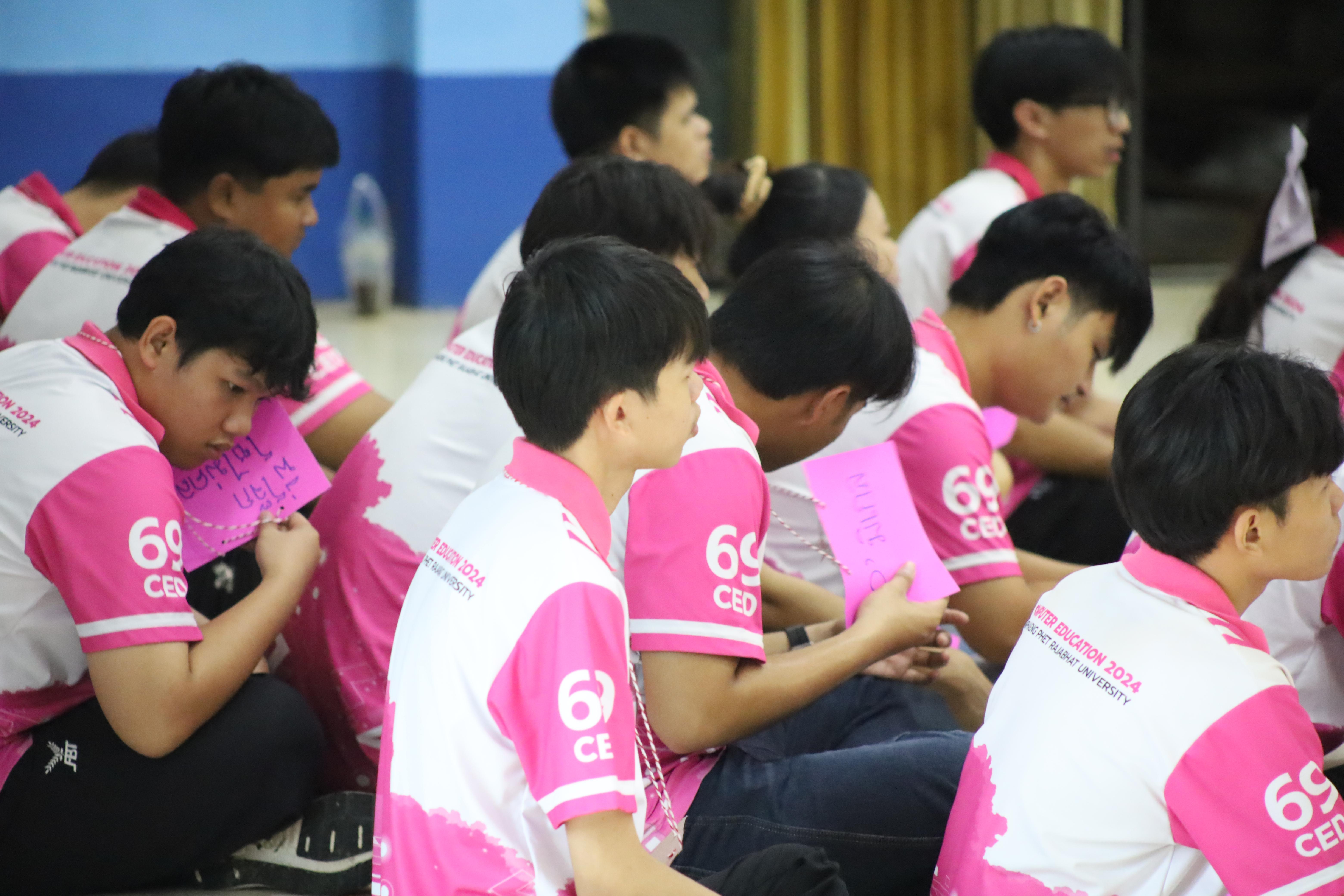 20. จัดกิจกรรมอบรมพัฒนาทักษะทางด้านเทคโนโลยี ให้กับนักเรียนโรงเรียนพิไกรวิทยา