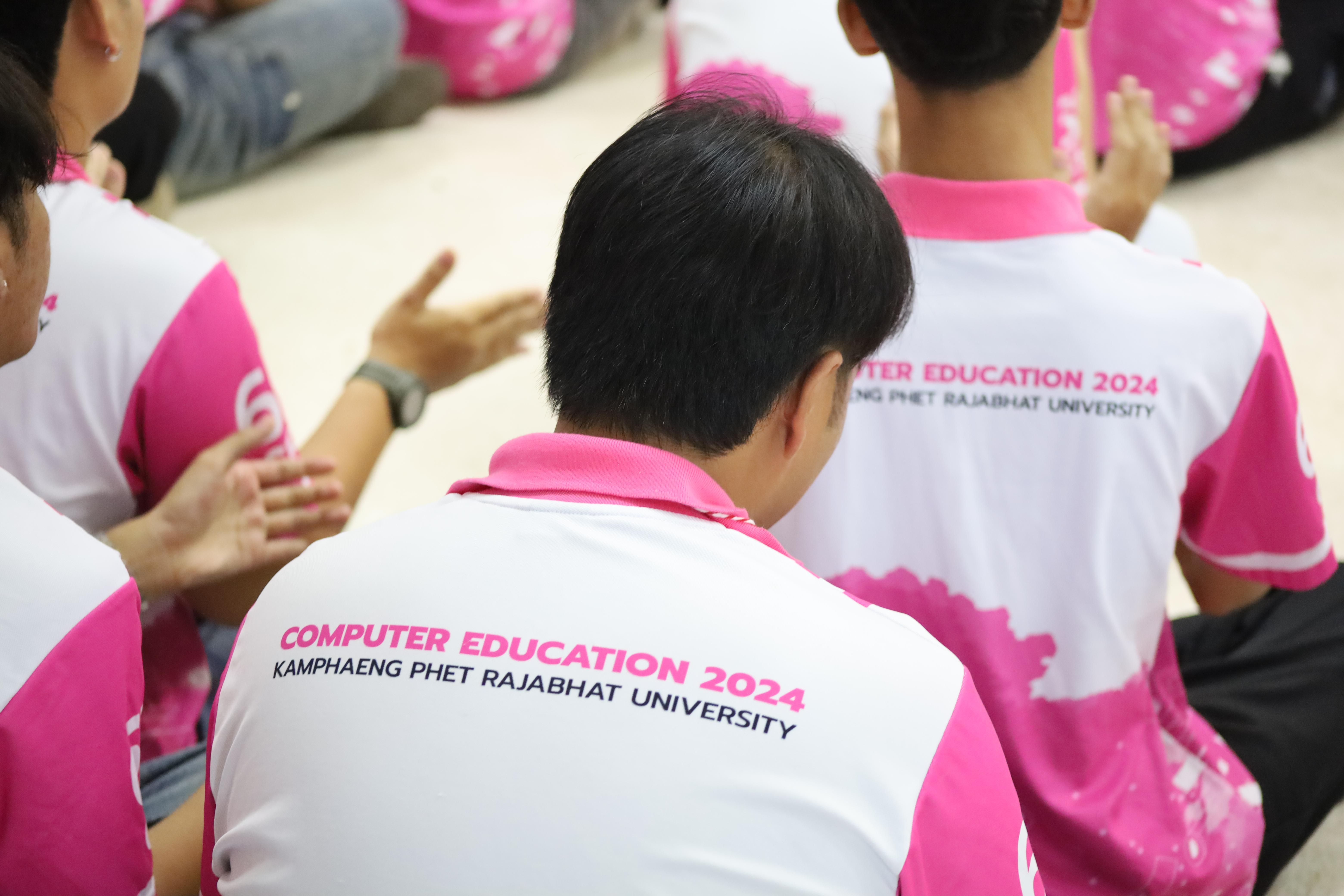 21. จัดกิจกรรมอบรมพัฒนาทักษะทางด้านเทคโนโลยี ให้กับนักเรียนโรงเรียนพิไกรวิทยา