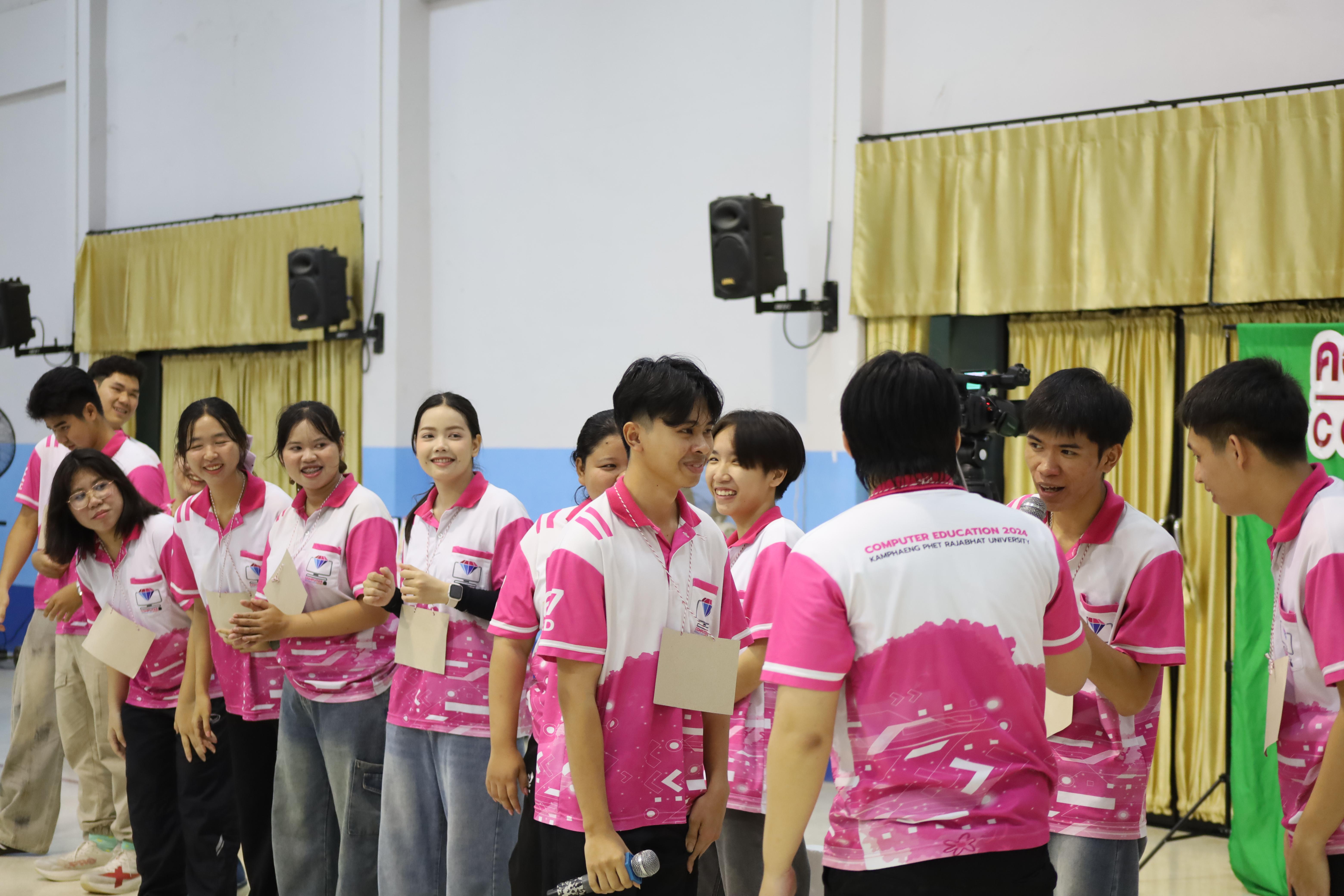 40. จัดกิจกรรมอบรมพัฒนาทักษะทางด้านเทคโนโลยี ให้กับนักเรียนโรงเรียนพิไกรวิทยา