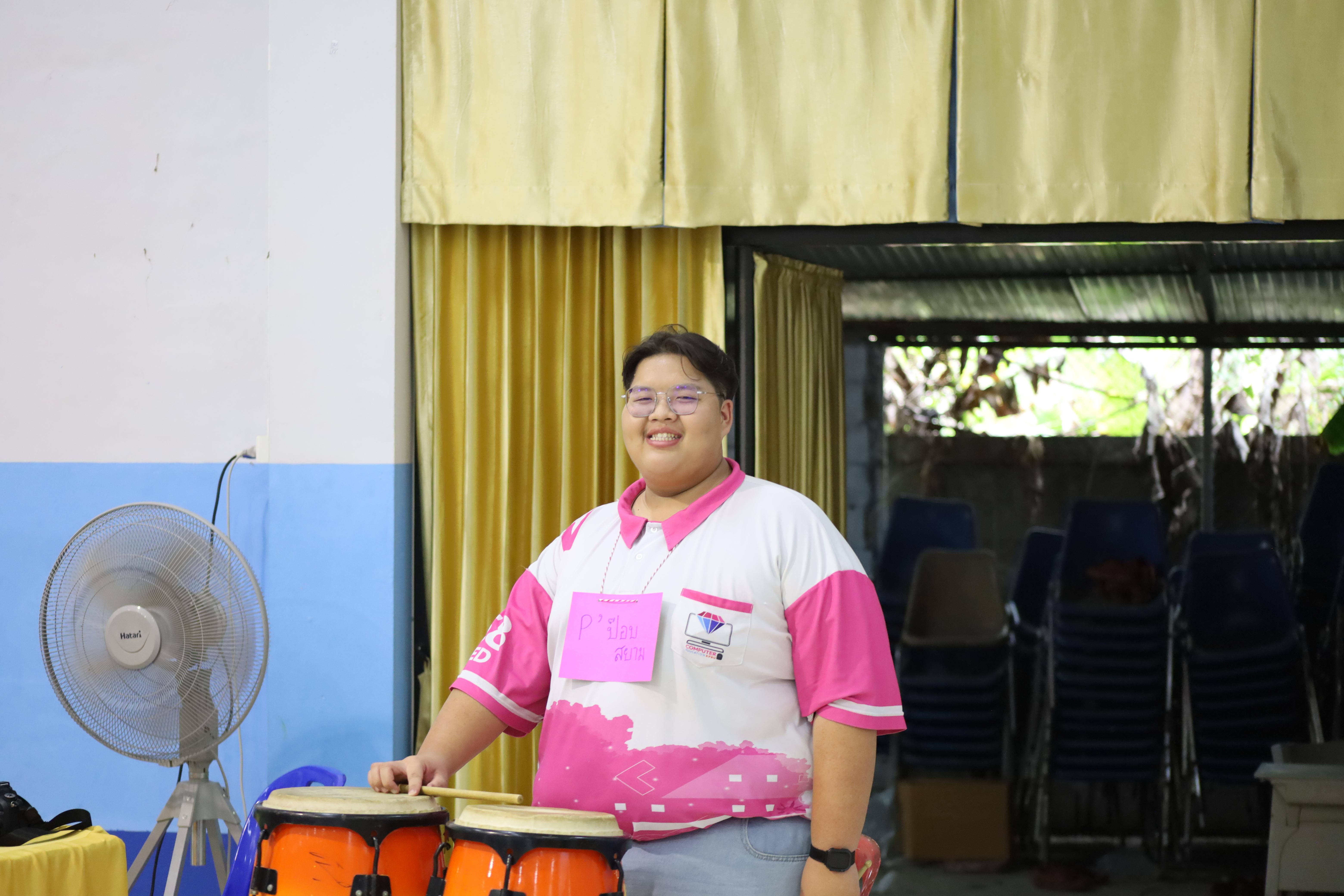 42. จัดกิจกรรมอบรมพัฒนาทักษะทางด้านเทคโนโลยี ให้กับนักเรียนโรงเรียนพิไกรวิทยา