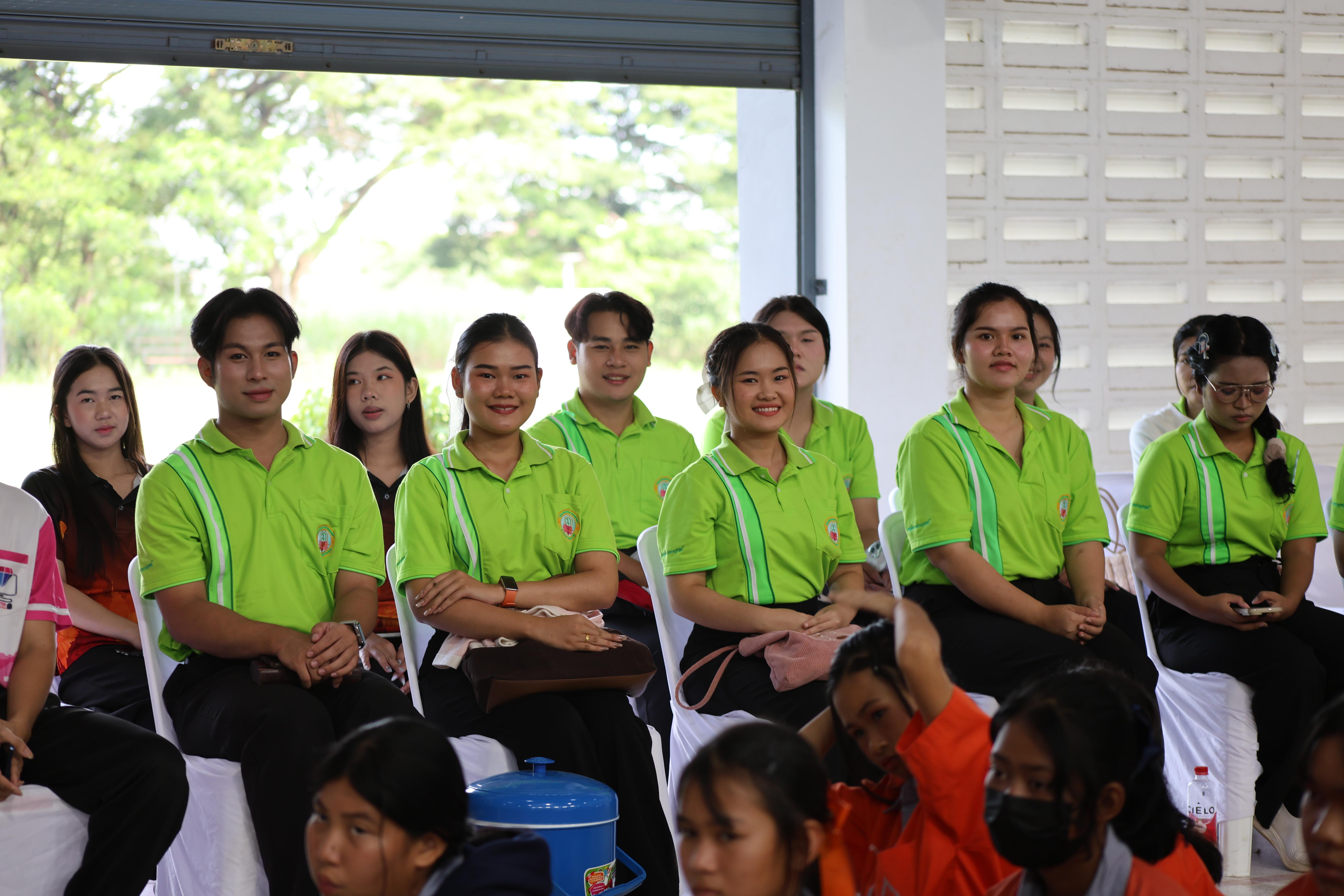 24. โปรแกรมวิชาคอมพิวเตอร์มหาวิทยาลัยราชภัฎกำแพงเพชร จัดกิจกรรมอบรมพัฒนาทักษะทางด้านเทคโนโลยี ให้กับนักเรียนโรงเรียนคณฑีพิทยาคม