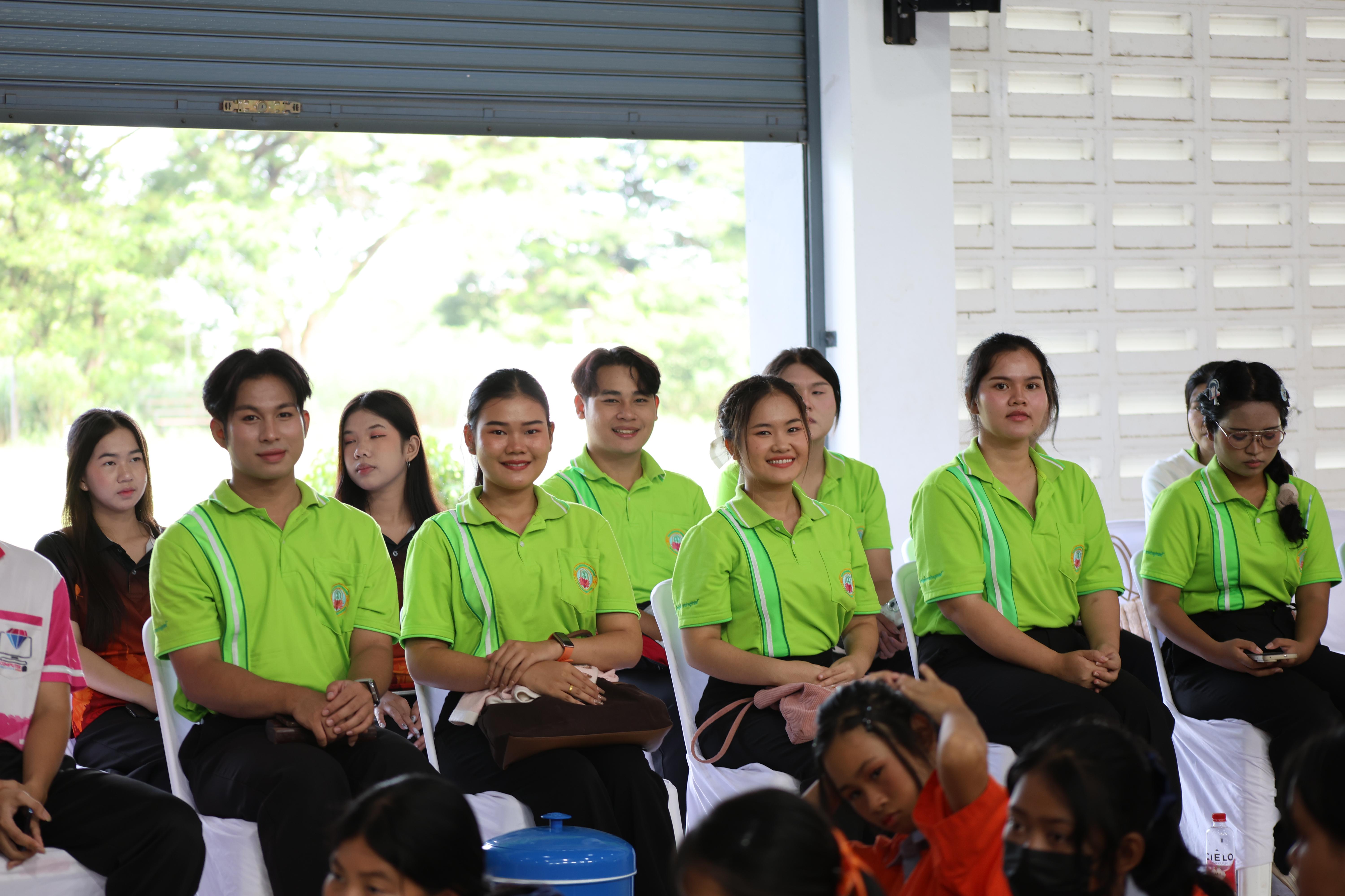 25. โปรแกรมวิชาคอมพิวเตอร์มหาวิทยาลัยราชภัฎกำแพงเพชร จัดกิจกรรมอบรมพัฒนาทักษะทางด้านเทคโนโลยี ให้กับนักเรียนโรงเรียนคณฑีพิทยาคม