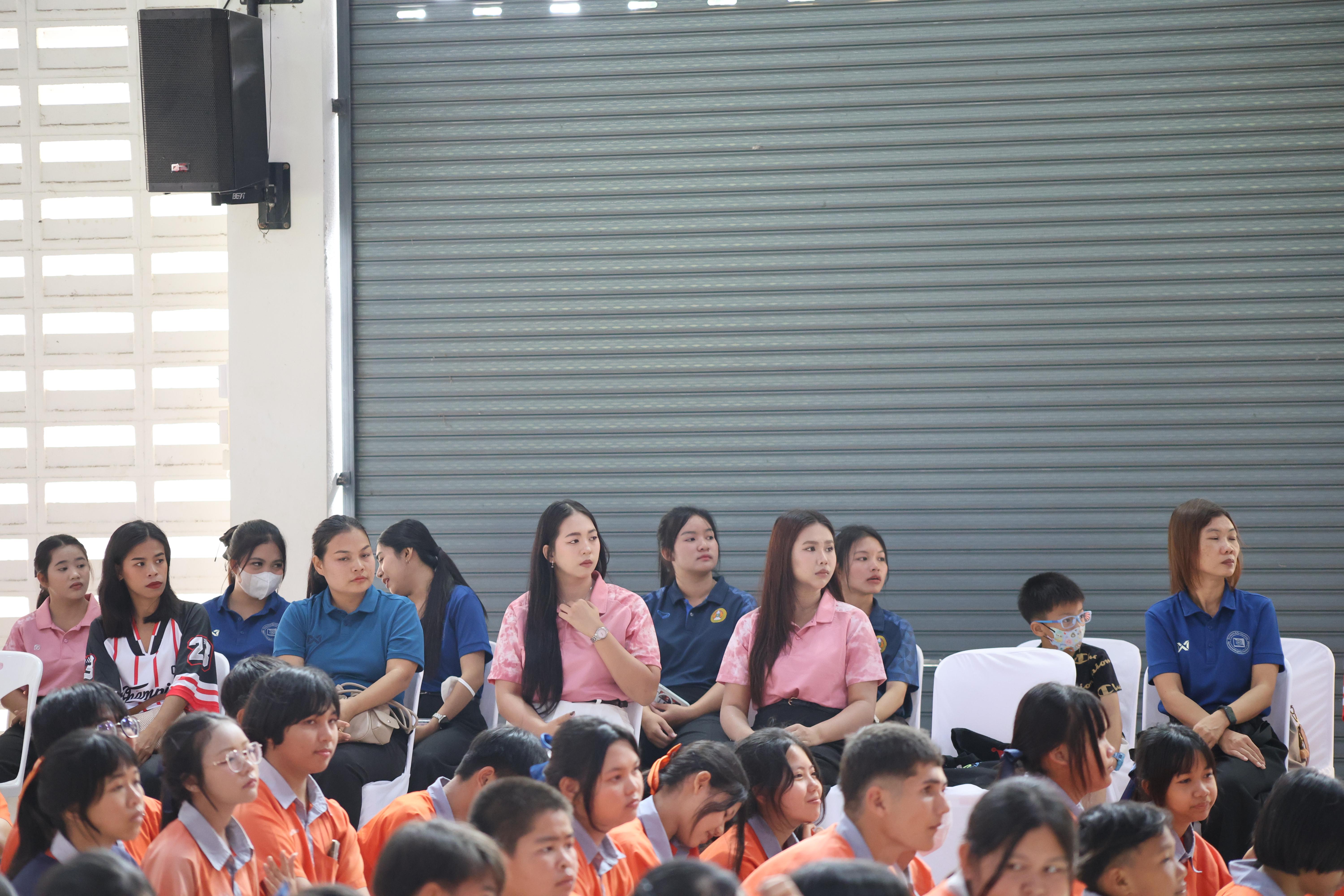 40. โปรแกรมวิชาคอมพิวเตอร์มหาวิทยาลัยราชภัฎกำแพงเพชร จัดกิจกรรมอบรมพัฒนาทักษะทางด้านเทคโนโลยี ให้กับนักเรียนโรงเรียนคณฑีพิทยาคม