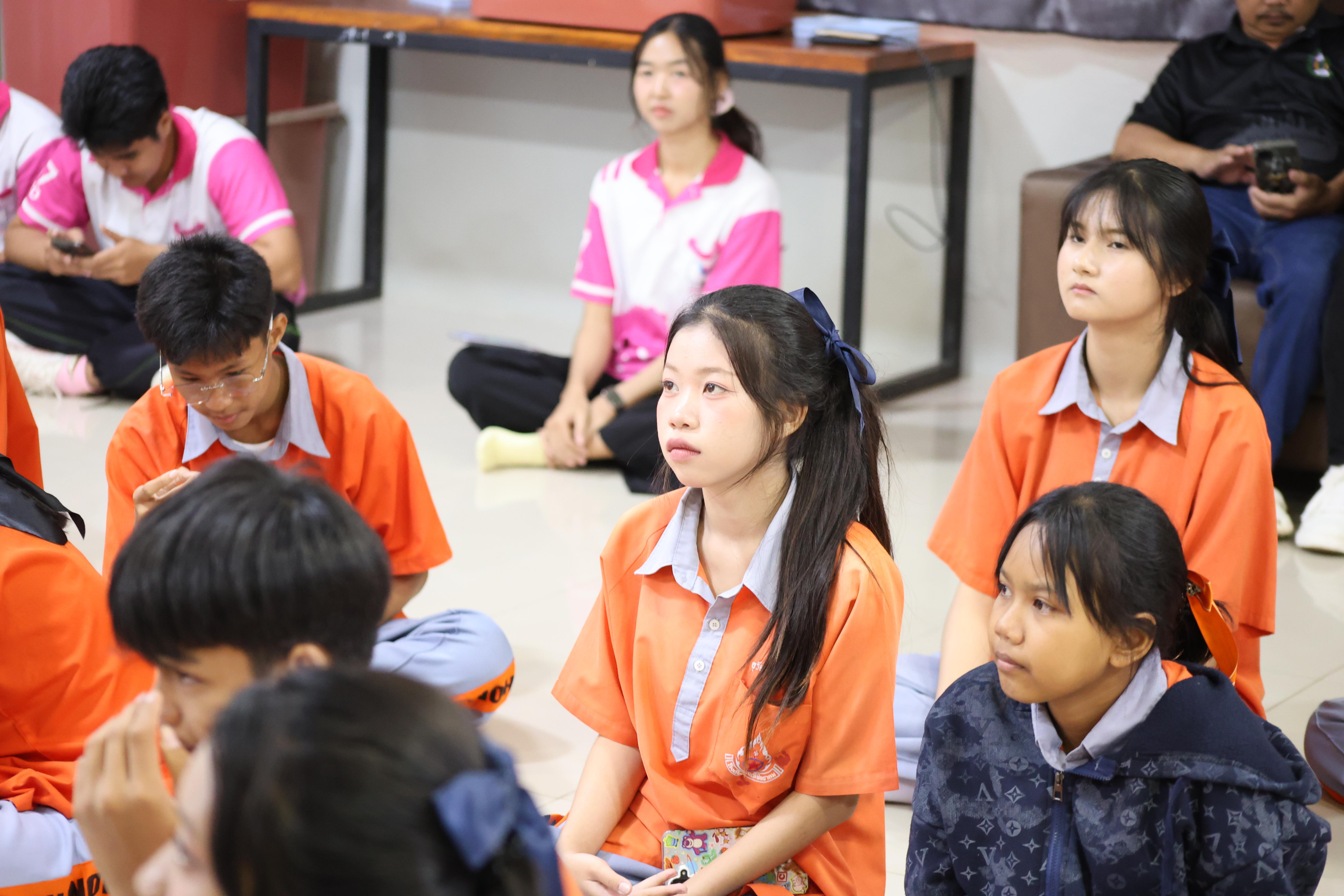 119. โปรแกรมวิชาคอมพิวเตอร์มหาวิทยาลัยราชภัฎกำแพงเพชร จัดกิจกรรมอบรมพัฒนาทักษะทางด้านเทคโนโลยี ให้กับนักเรียนโรงเรียนคณฑีพิทยาคม