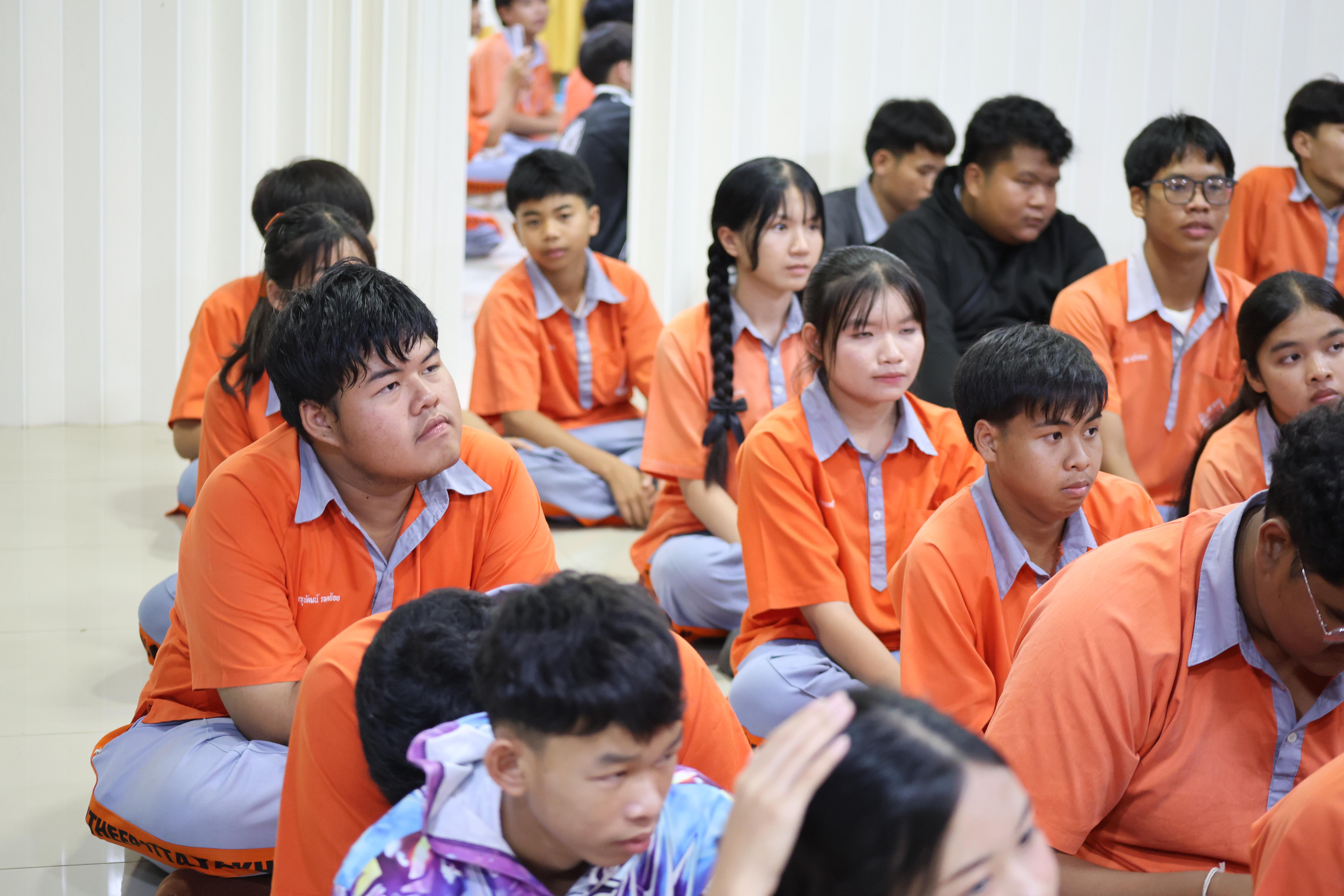 156. โปรแกรมวิชาคอมพิวเตอร์มหาวิทยาลัยราชภัฎกำแพงเพชร จัดกิจกรรมอบรมพัฒนาทักษะทางด้านเทคโนโลยี ให้กับนักเรียนโรงเรียนคณฑีพิทยาคม