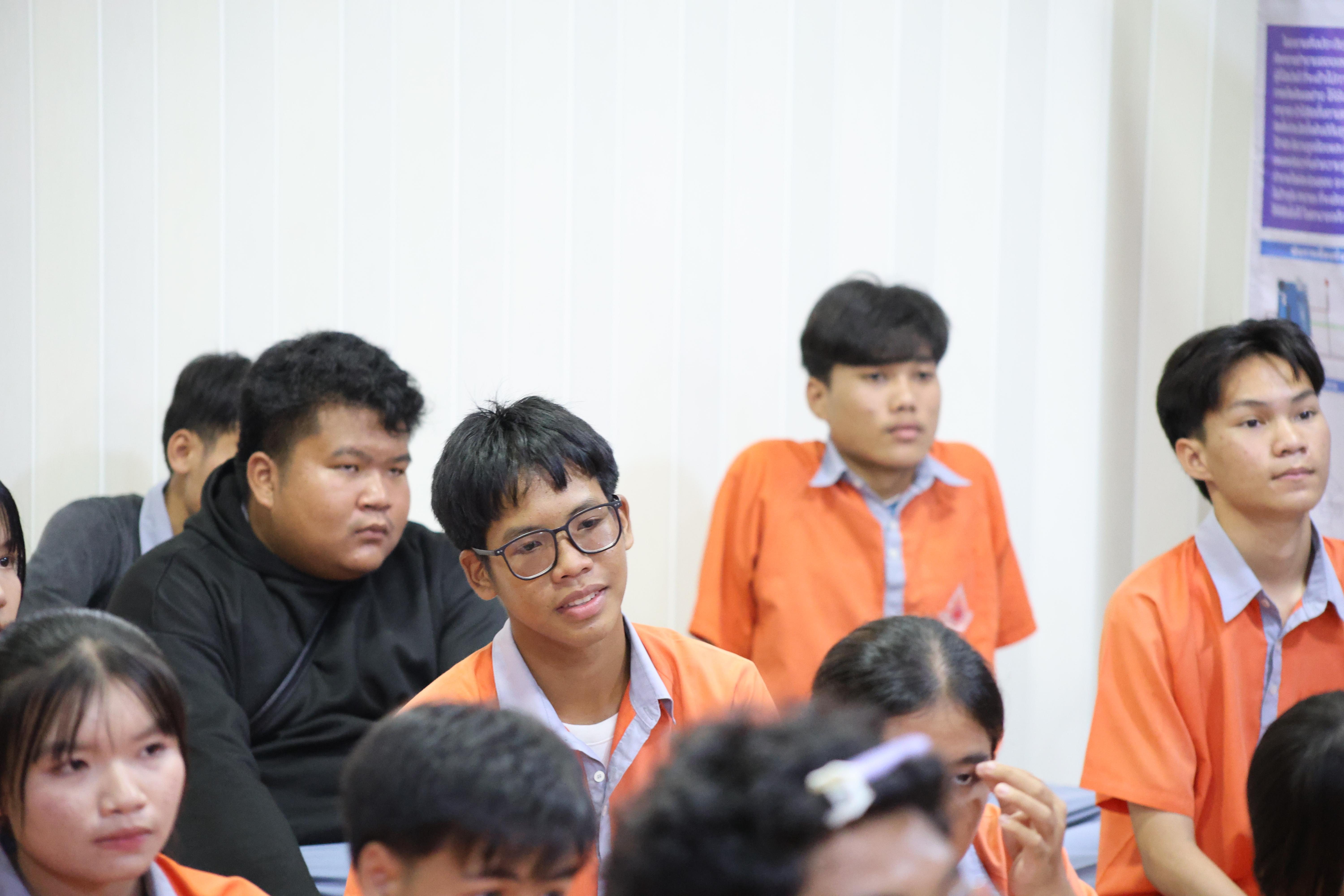 157. โปรแกรมวิชาคอมพิวเตอร์มหาวิทยาลัยราชภัฎกำแพงเพชร จัดกิจกรรมอบรมพัฒนาทักษะทางด้านเทคโนโลยี ให้กับนักเรียนโรงเรียนคณฑีพิทยาคม