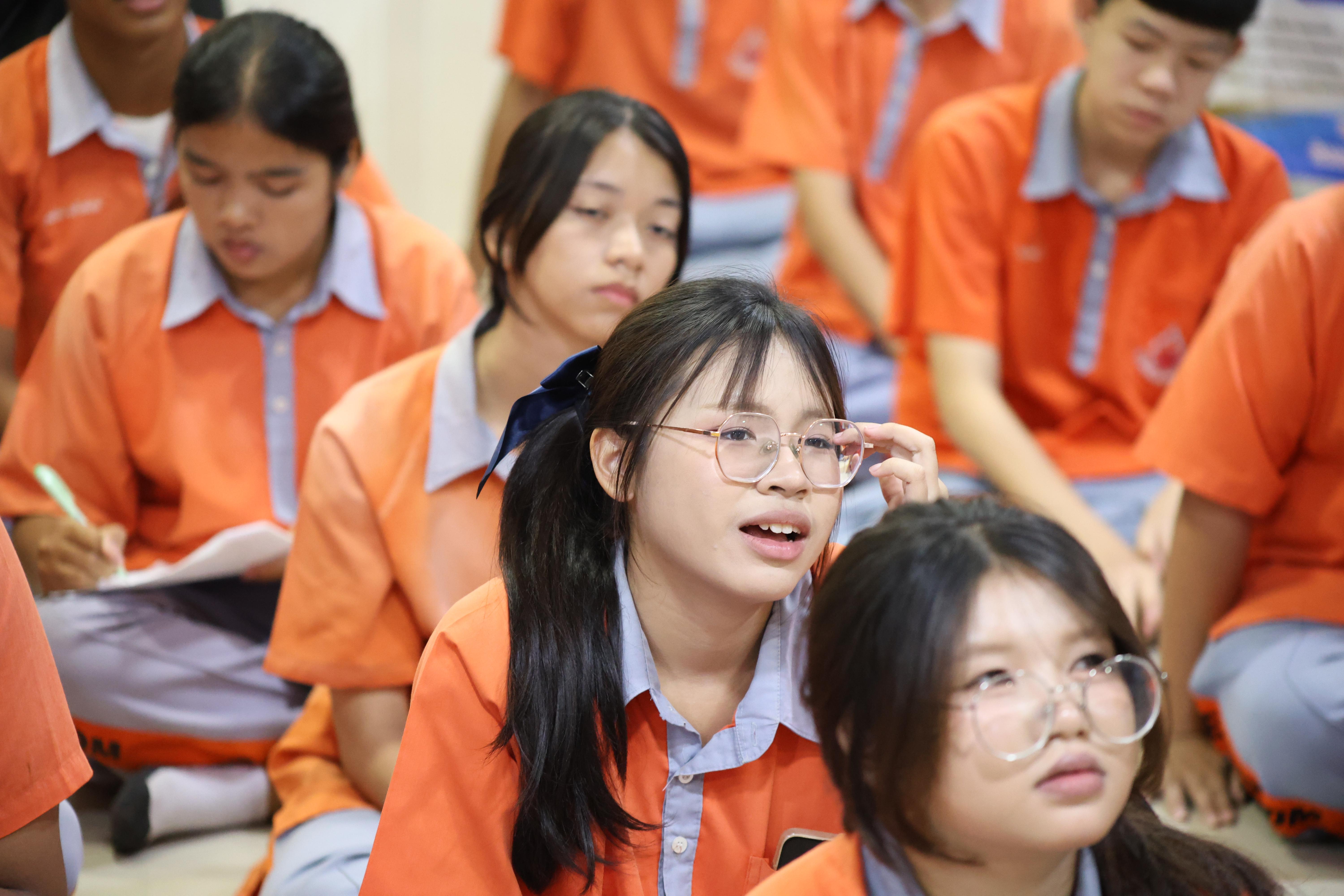 160. โปรแกรมวิชาคอมพิวเตอร์มหาวิทยาลัยราชภัฎกำแพงเพชร จัดกิจกรรมอบรมพัฒนาทักษะทางด้านเทคโนโลยี ให้กับนักเรียนโรงเรียนคณฑีพิทยาคม