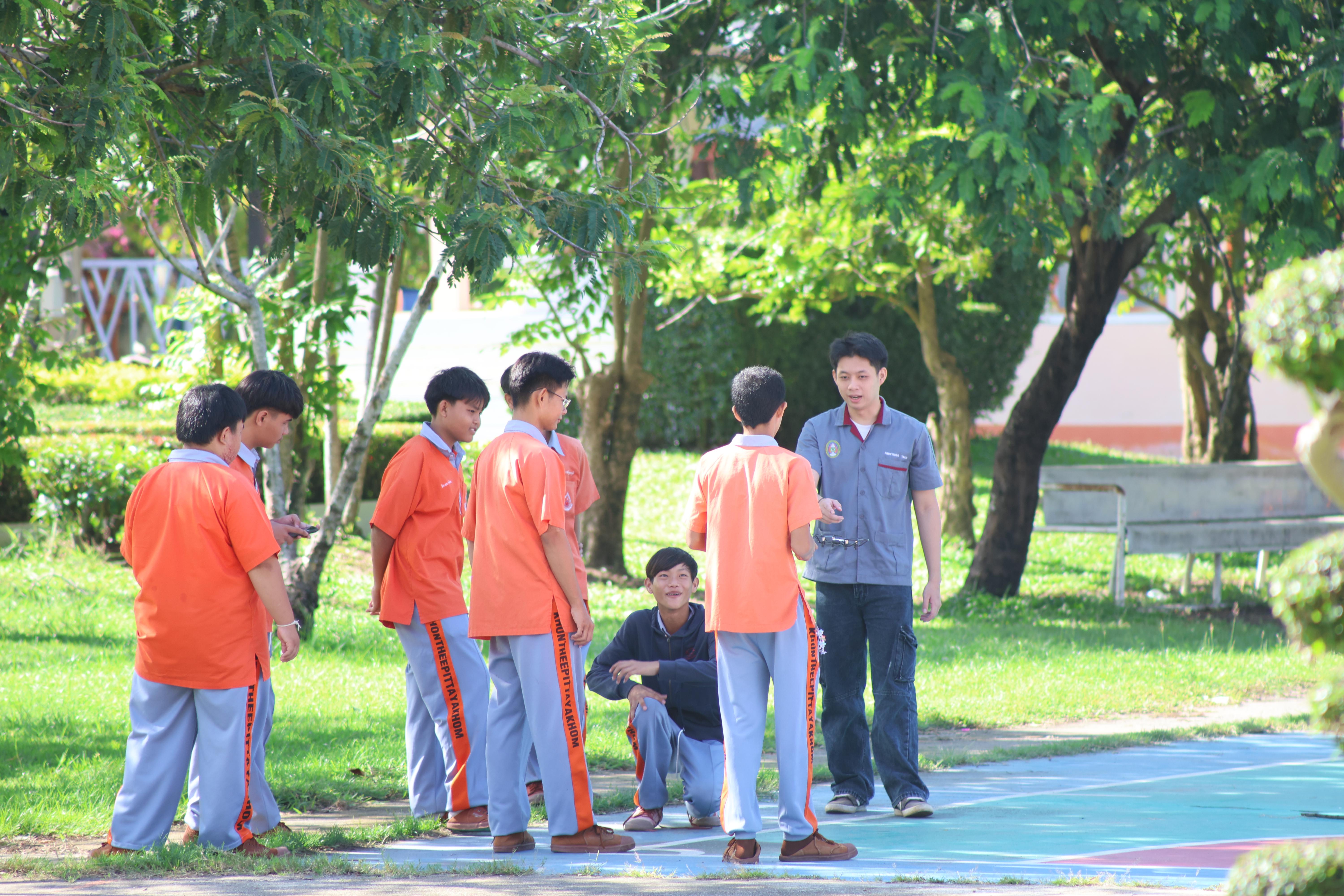 174. โปรแกรมวิชาคอมพิวเตอร์มหาวิทยาลัยราชภัฎกำแพงเพชร จัดกิจกรรมอบรมพัฒนาทักษะทางด้านเทคโนโลยี ให้กับนักเรียนโรงเรียนคณฑีพิทยาคม