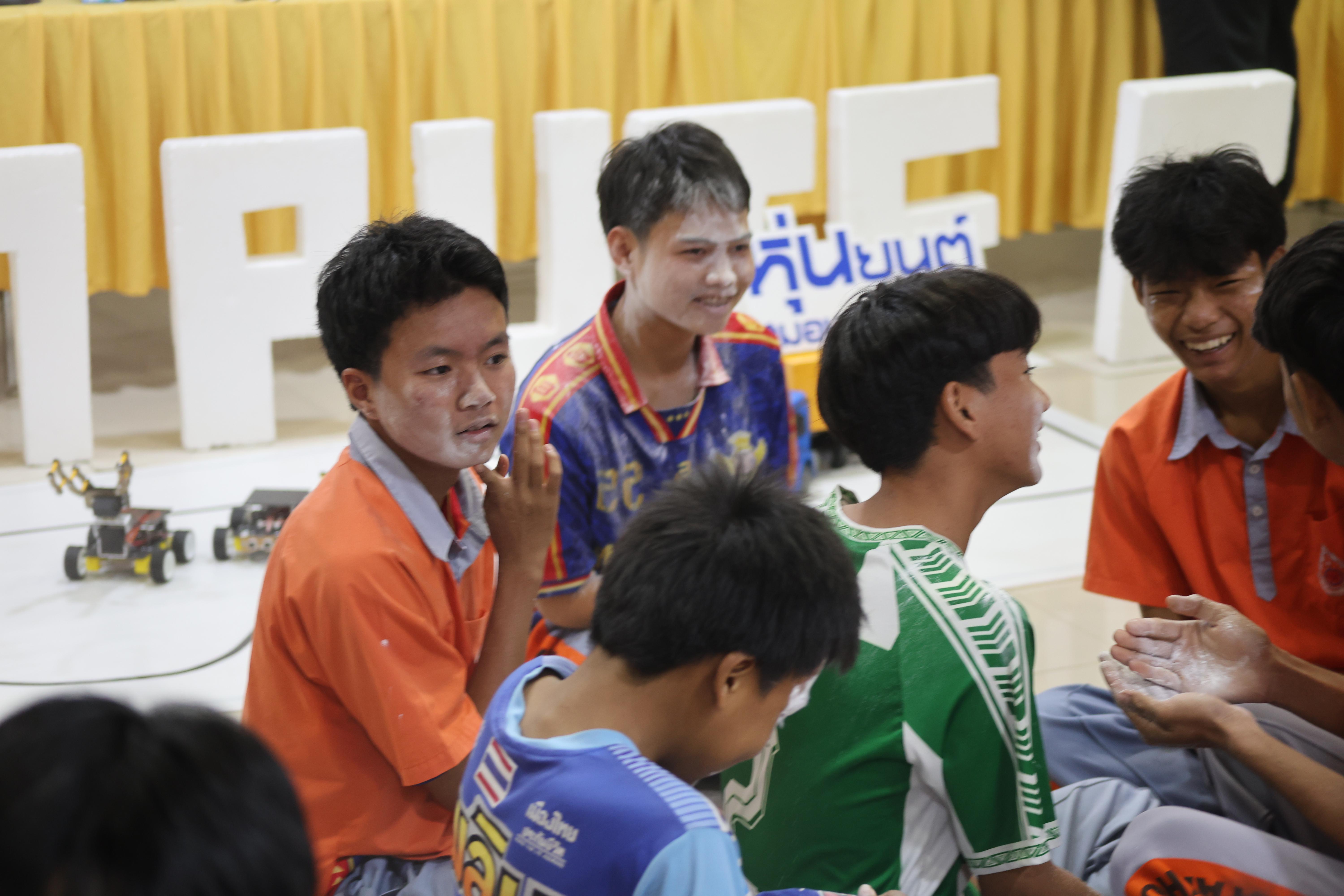 181. โปรแกรมวิชาคอมพิวเตอร์มหาวิทยาลัยราชภัฎกำแพงเพชร จัดกิจกรรมอบรมพัฒนาทักษะทางด้านเทคโนโลยี ให้กับนักเรียนโรงเรียนคณฑีพิทยาคม