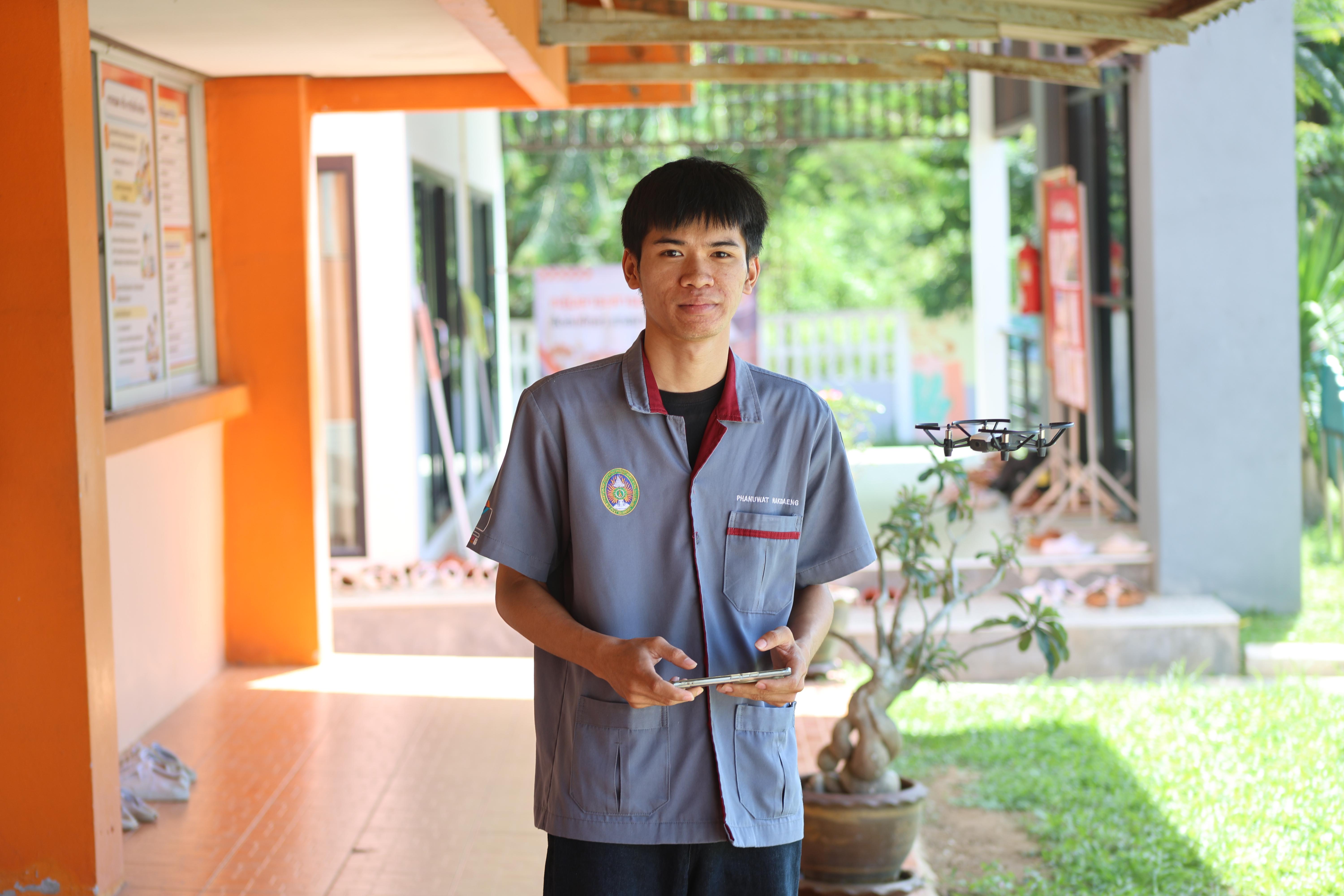277. โปรแกรมวิชาคอมพิวเตอร์มหาวิทยาลัยราชภัฎกำแพงเพชร จัดกิจกรรมอบรมพัฒนาทักษะทางด้านเทคโนโลยี ให้กับนักเรียนโรงเรียนคณฑีพิทยาคม