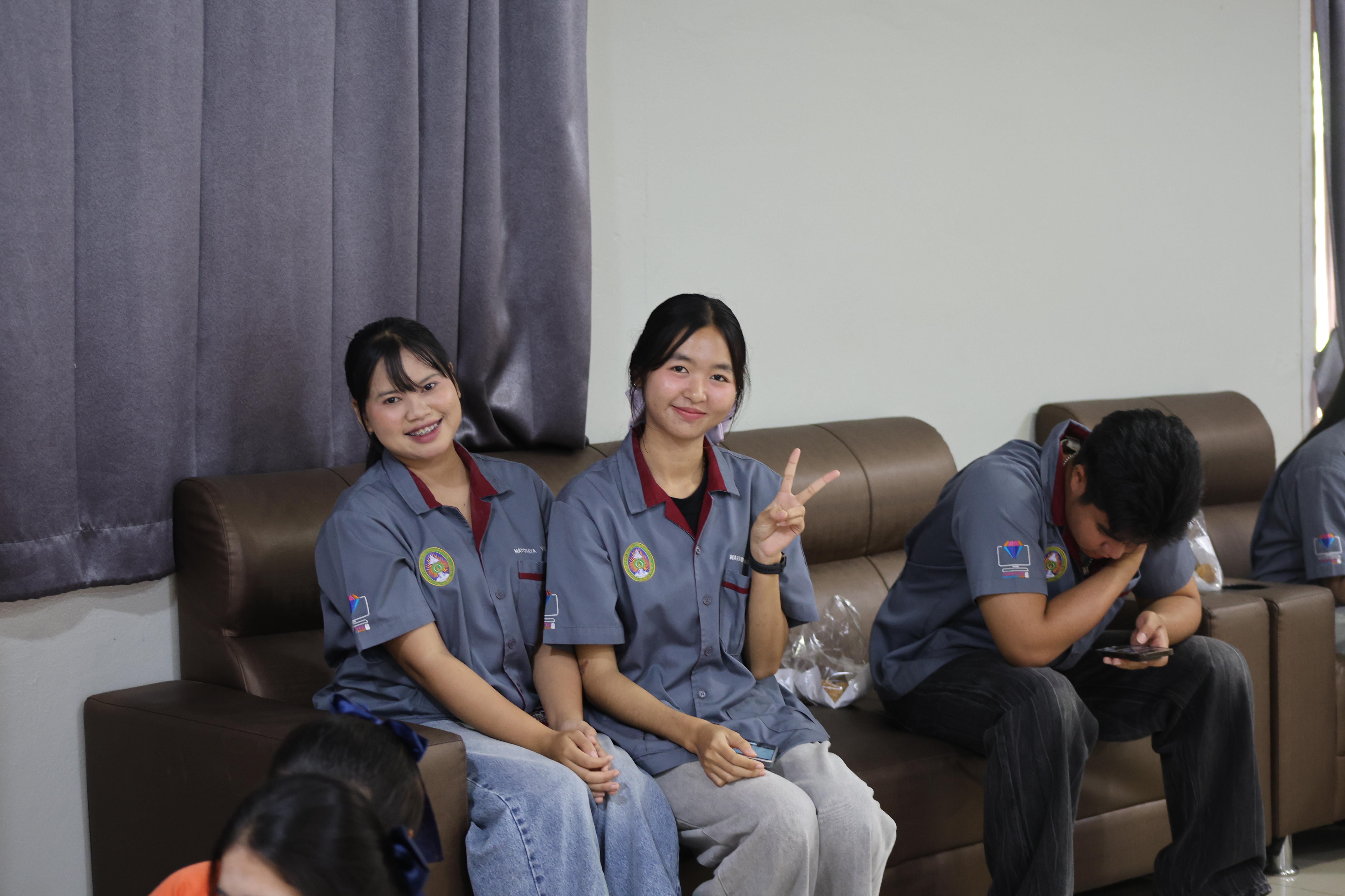 297. โปรแกรมวิชาคอมพิวเตอร์มหาวิทยาลัยราชภัฎกำแพงเพชร จัดกิจกรรมอบรมพัฒนาทักษะทางด้านเทคโนโลยี ให้กับนักเรียนโรงเรียนคณฑีพิทยาคม