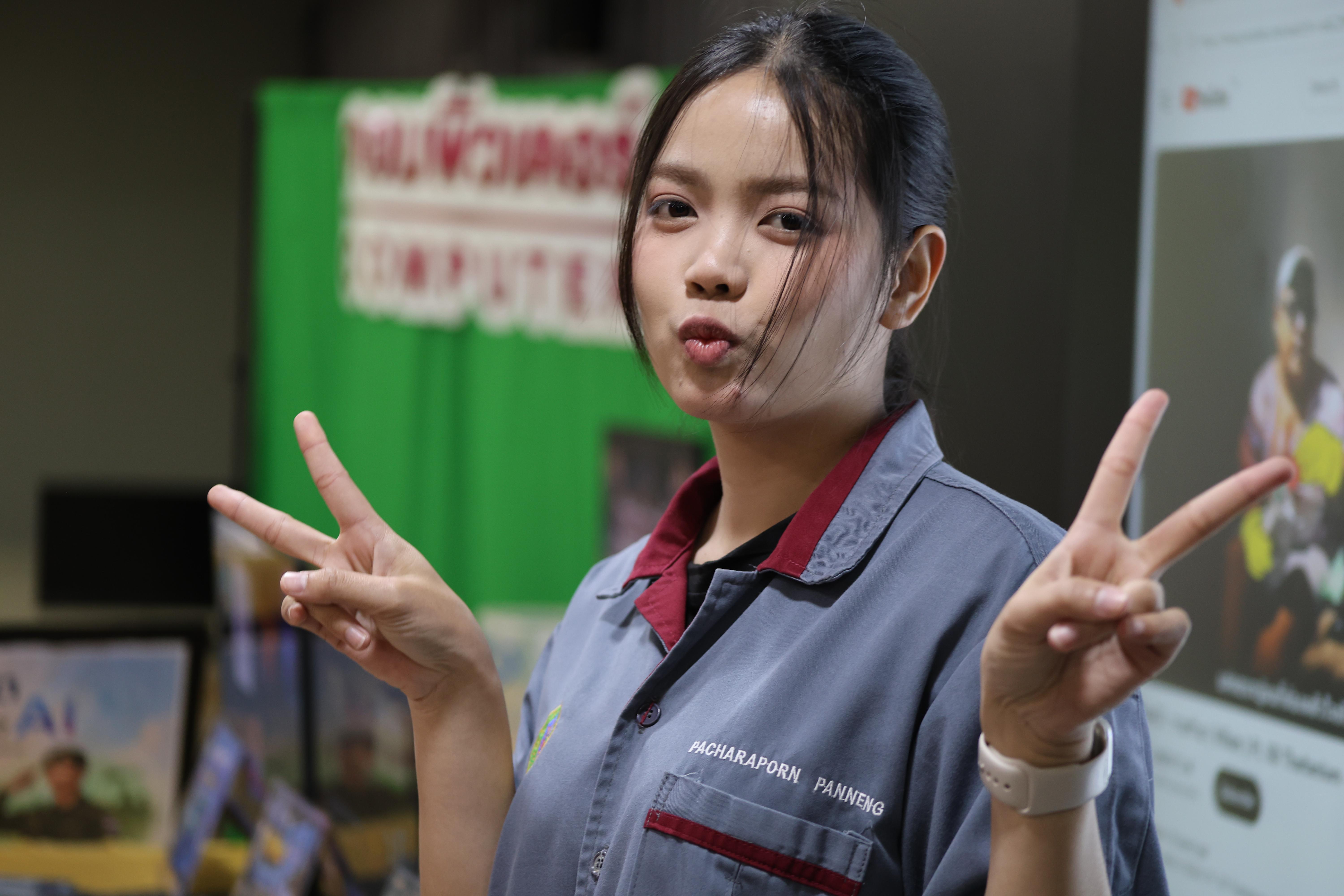330. โปรแกรมวิชาคอมพิวเตอร์มหาวิทยาลัยราชภัฎกำแพงเพชร จัดกิจกรรมอบรมพัฒนาทักษะทางด้านเทคโนโลยี ให้กับนักเรียนโรงเรียนคณฑีพิทยาคม