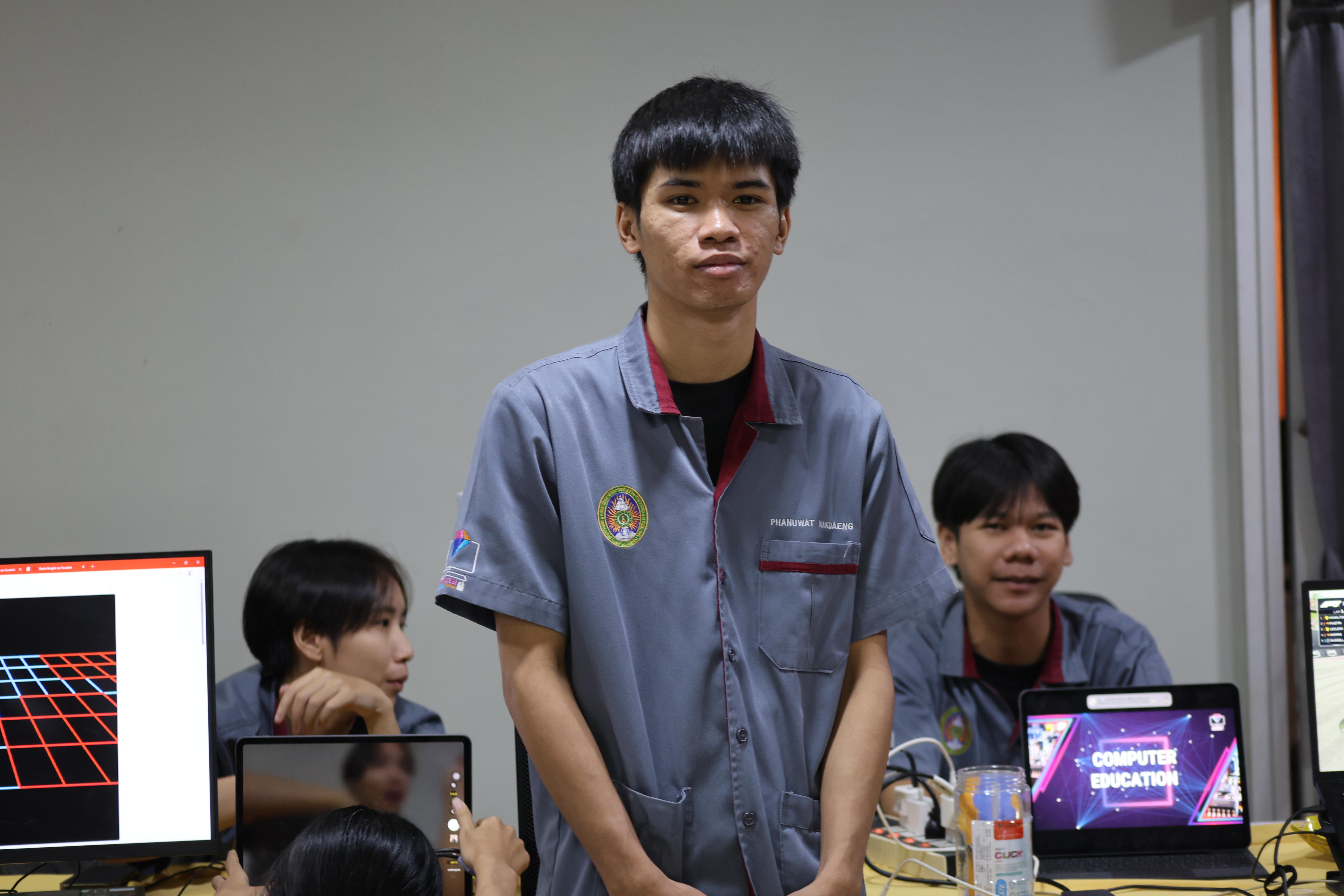 334. โปรแกรมวิชาคอมพิวเตอร์มหาวิทยาลัยราชภัฎกำแพงเพชร จัดกิจกรรมอบรมพัฒนาทักษะทางด้านเทคโนโลยี ให้กับนักเรียนโรงเรียนคณฑีพิทยาคม