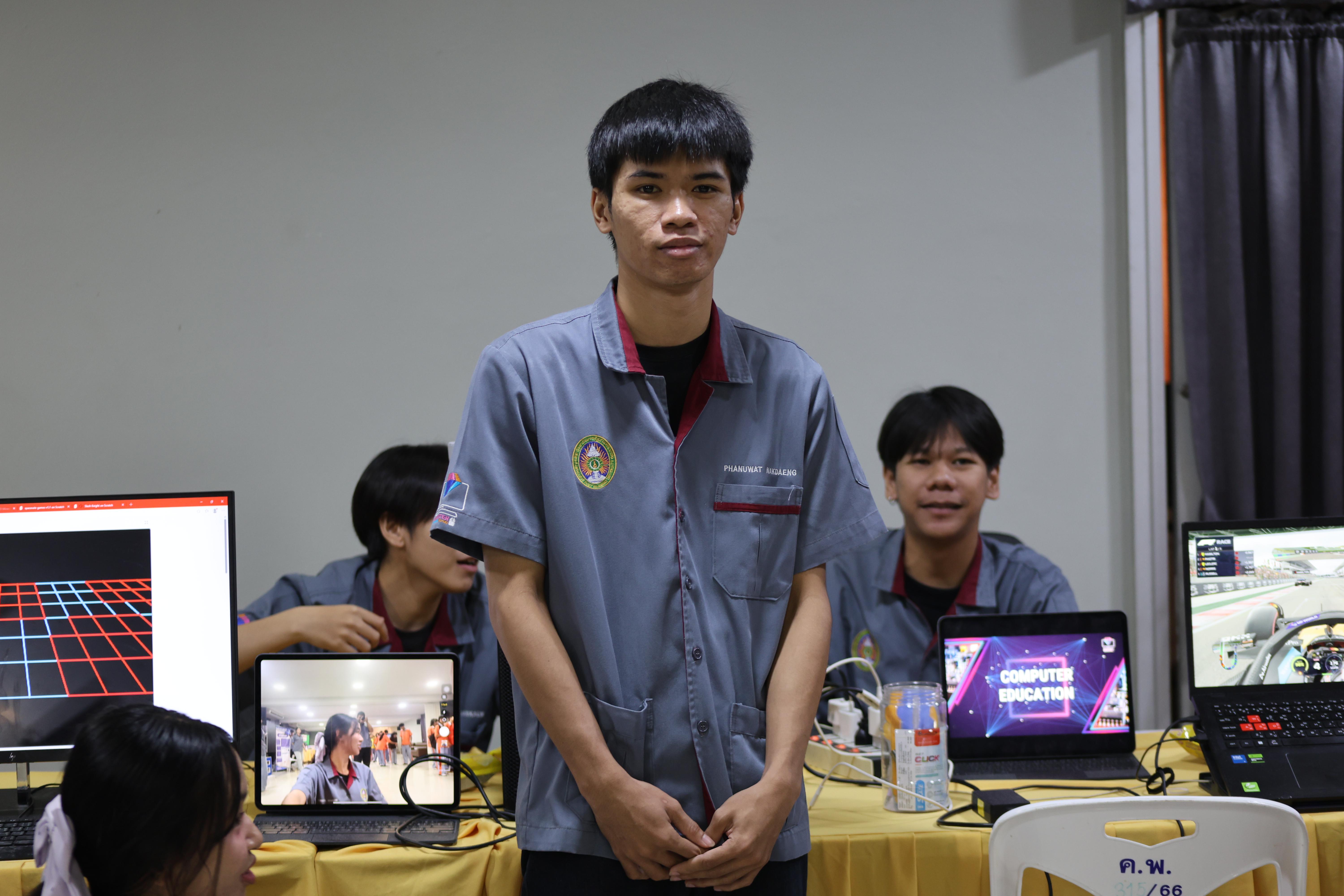 335. โปรแกรมวิชาคอมพิวเตอร์มหาวิทยาลัยราชภัฎกำแพงเพชร จัดกิจกรรมอบรมพัฒนาทักษะทางด้านเทคโนโลยี ให้กับนักเรียนโรงเรียนคณฑีพิทยาคม