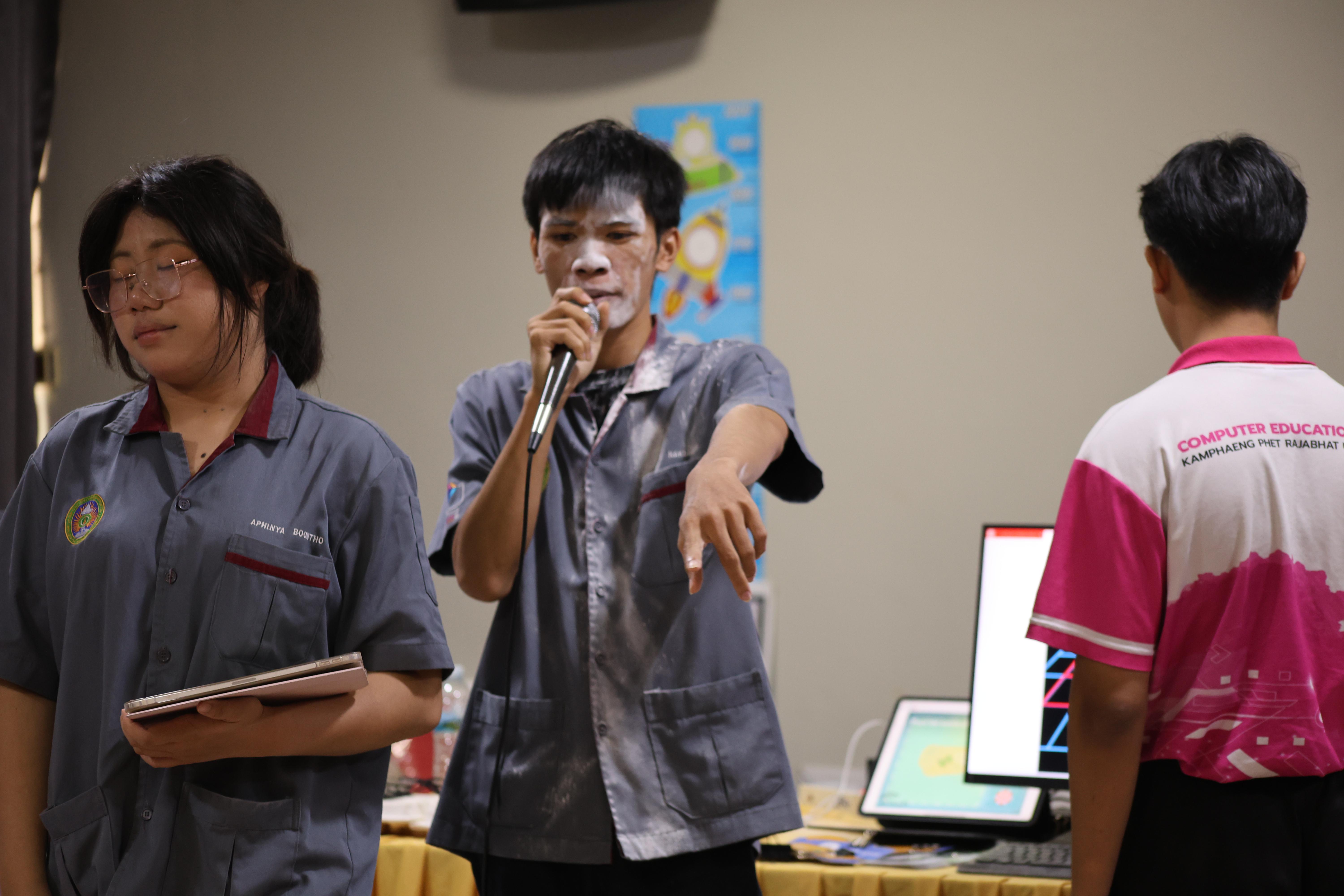 336. โปรแกรมวิชาคอมพิวเตอร์มหาวิทยาลัยราชภัฎกำแพงเพชร จัดกิจกรรมอบรมพัฒนาทักษะทางด้านเทคโนโลยี ให้กับนักเรียนโรงเรียนคณฑีพิทยาคม