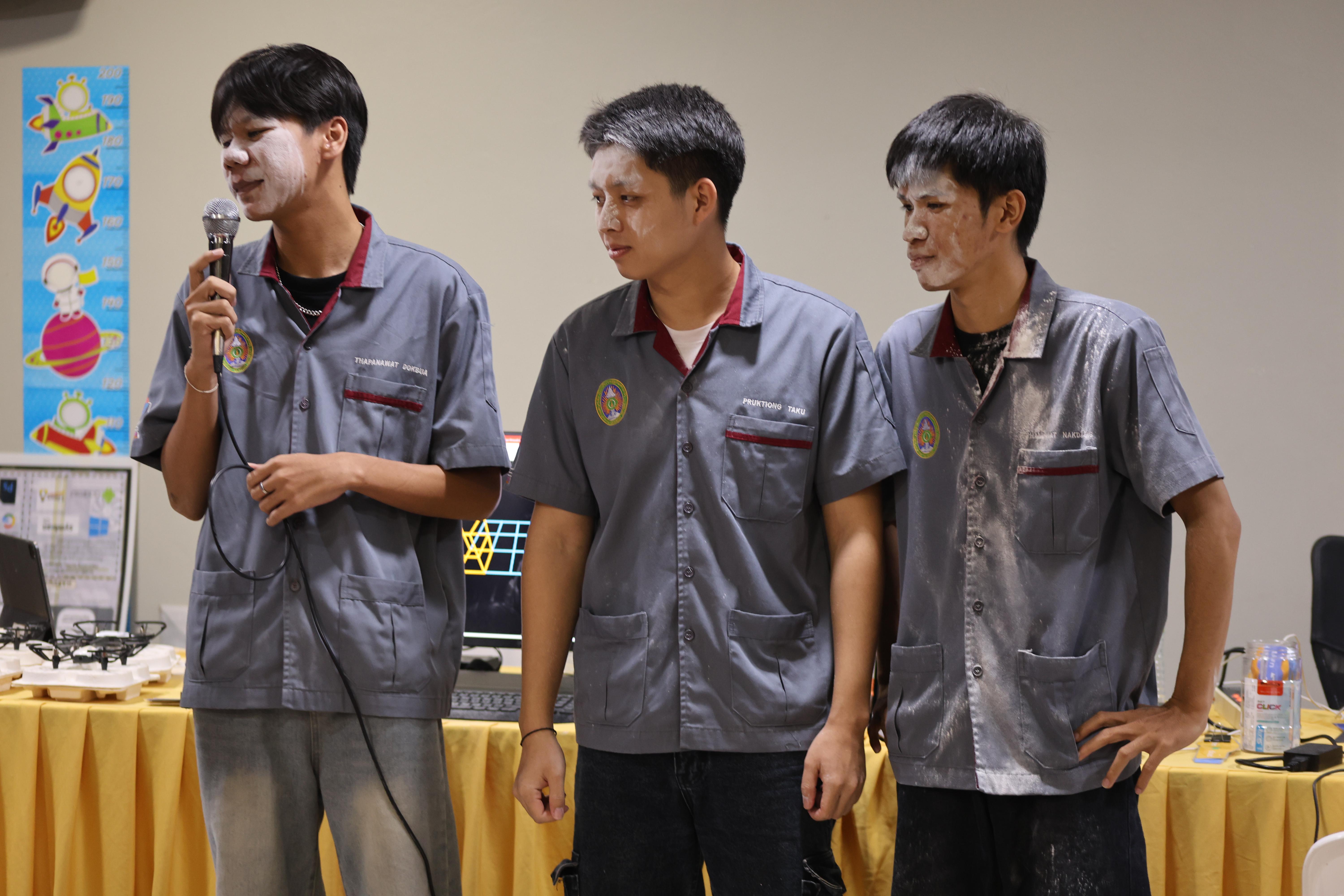 339. โปรแกรมวิชาคอมพิวเตอร์มหาวิทยาลัยราชภัฎกำแพงเพชร จัดกิจกรรมอบรมพัฒนาทักษะทางด้านเทคโนโลยี ให้กับนักเรียนโรงเรียนคณฑีพิทยาคม