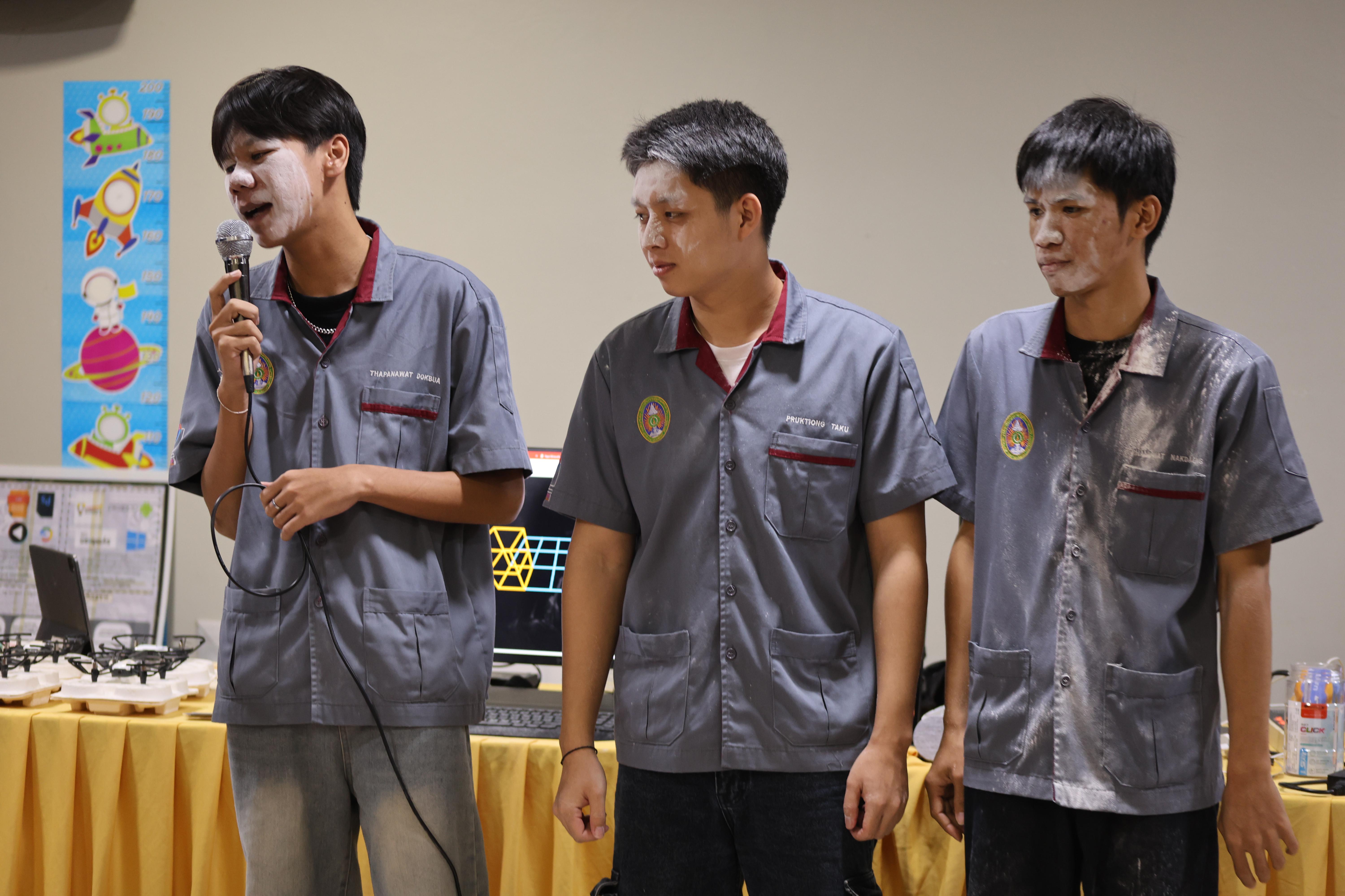 340. โปรแกรมวิชาคอมพิวเตอร์มหาวิทยาลัยราชภัฎกำแพงเพชร จัดกิจกรรมอบรมพัฒนาทักษะทางด้านเทคโนโลยี ให้กับนักเรียนโรงเรียนคณฑีพิทยาคม