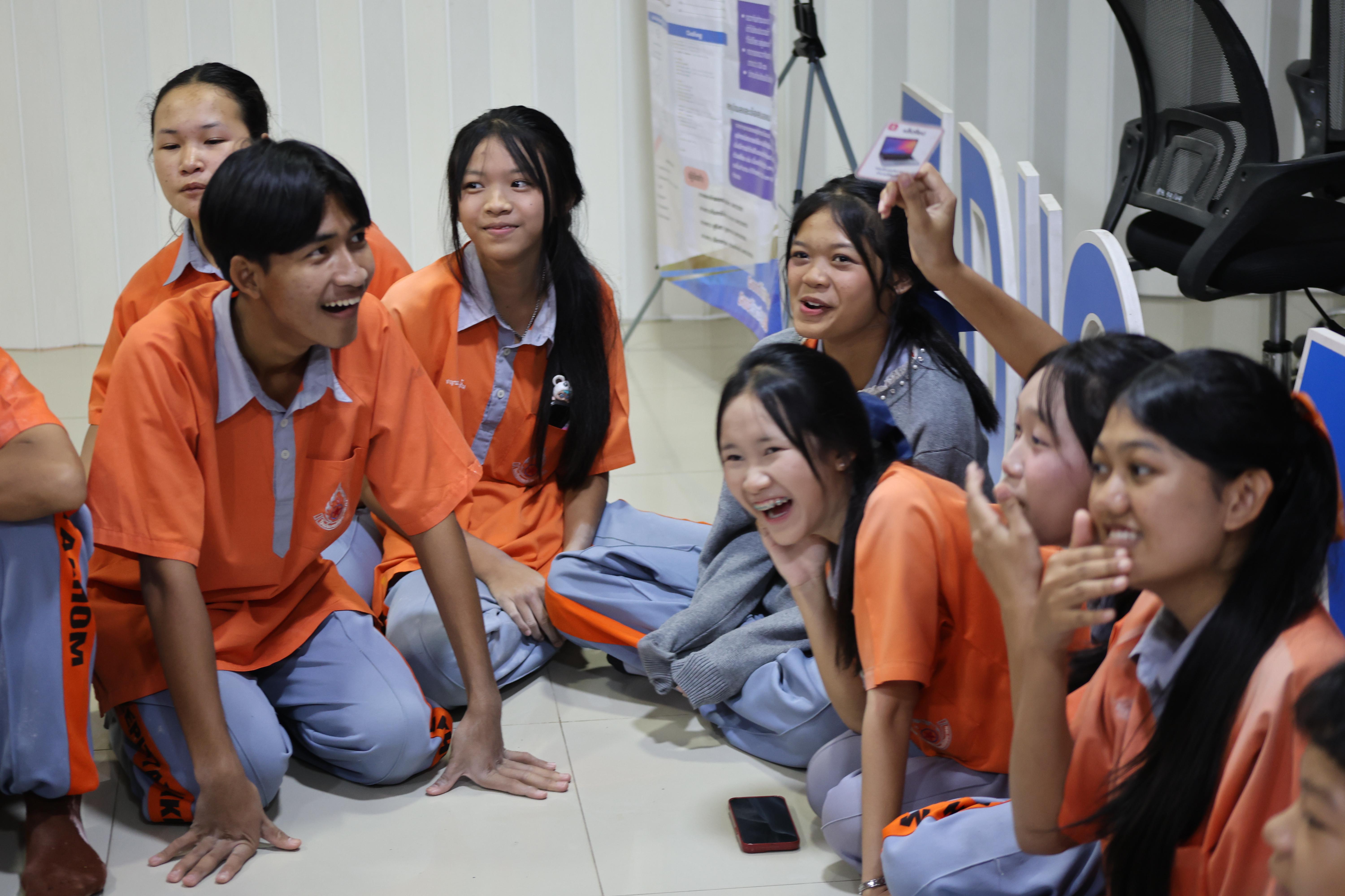 344. โปรแกรมวิชาคอมพิวเตอร์มหาวิทยาลัยราชภัฎกำแพงเพชร จัดกิจกรรมอบรมพัฒนาทักษะทางด้านเทคโนโลยี ให้กับนักเรียนโรงเรียนคณฑีพิทยาคม