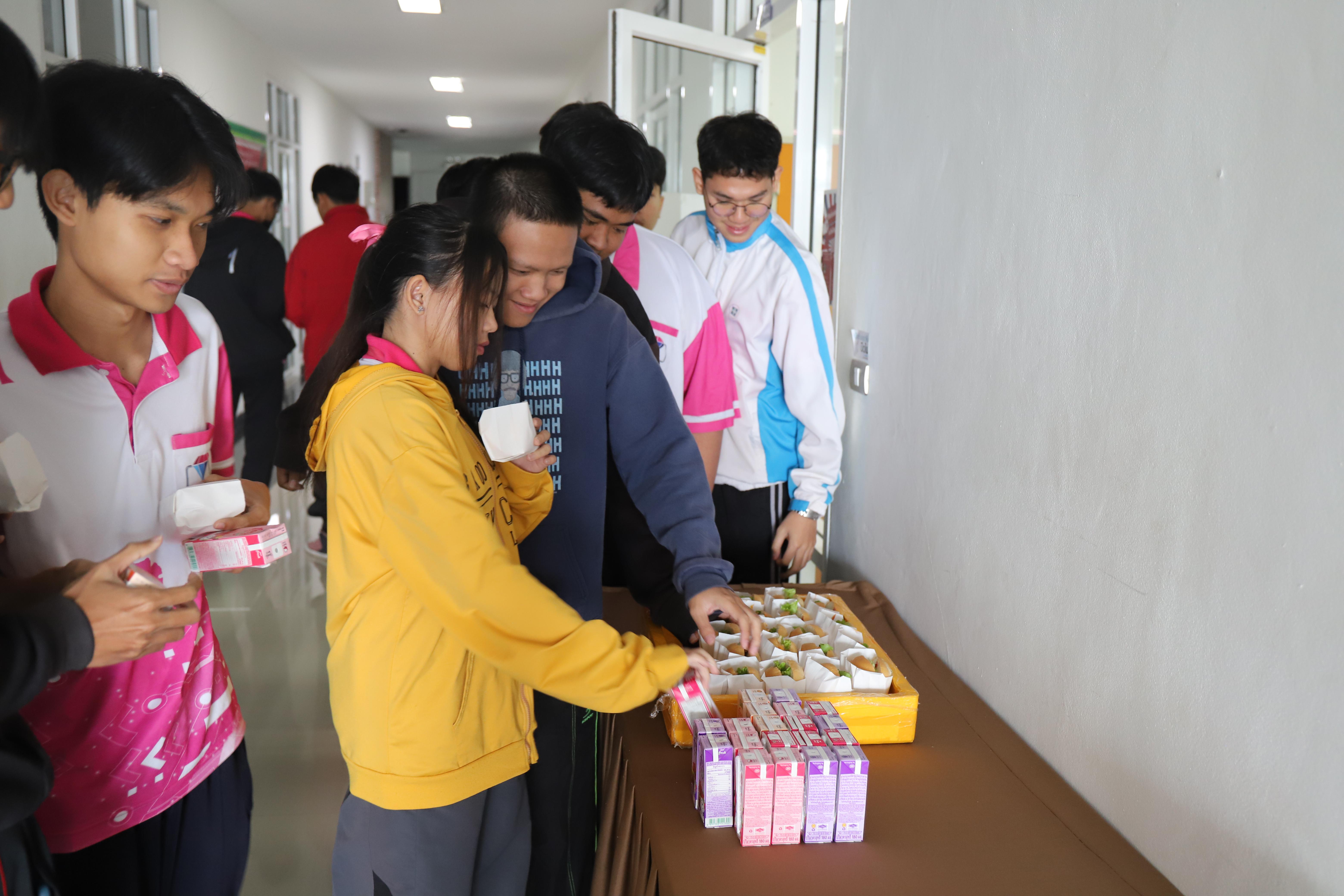 49. อบรมนักศึกษาคอมพิวเตอร์