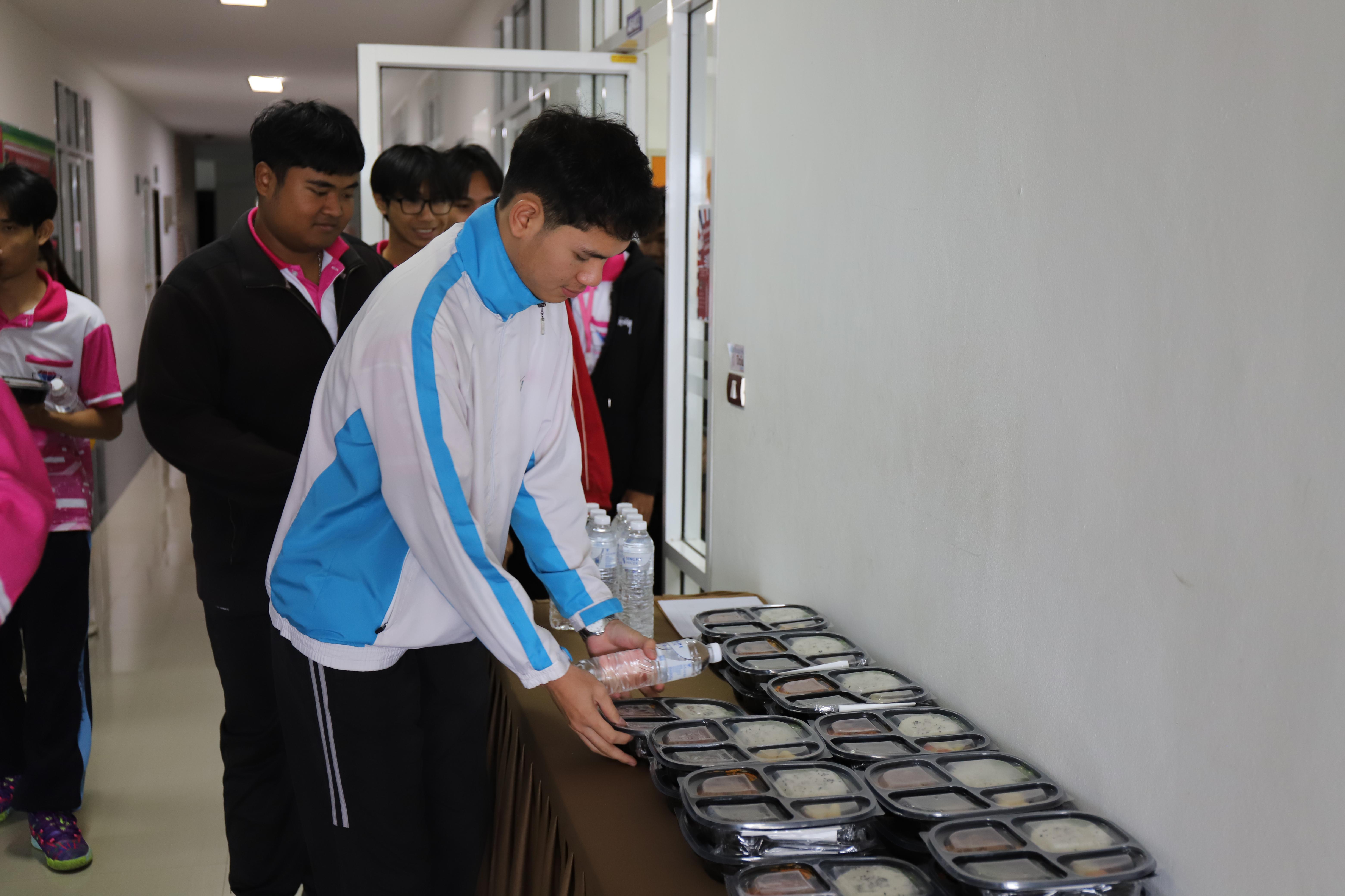 73. อบรมนักศึกษาคอมพิวเตอร์