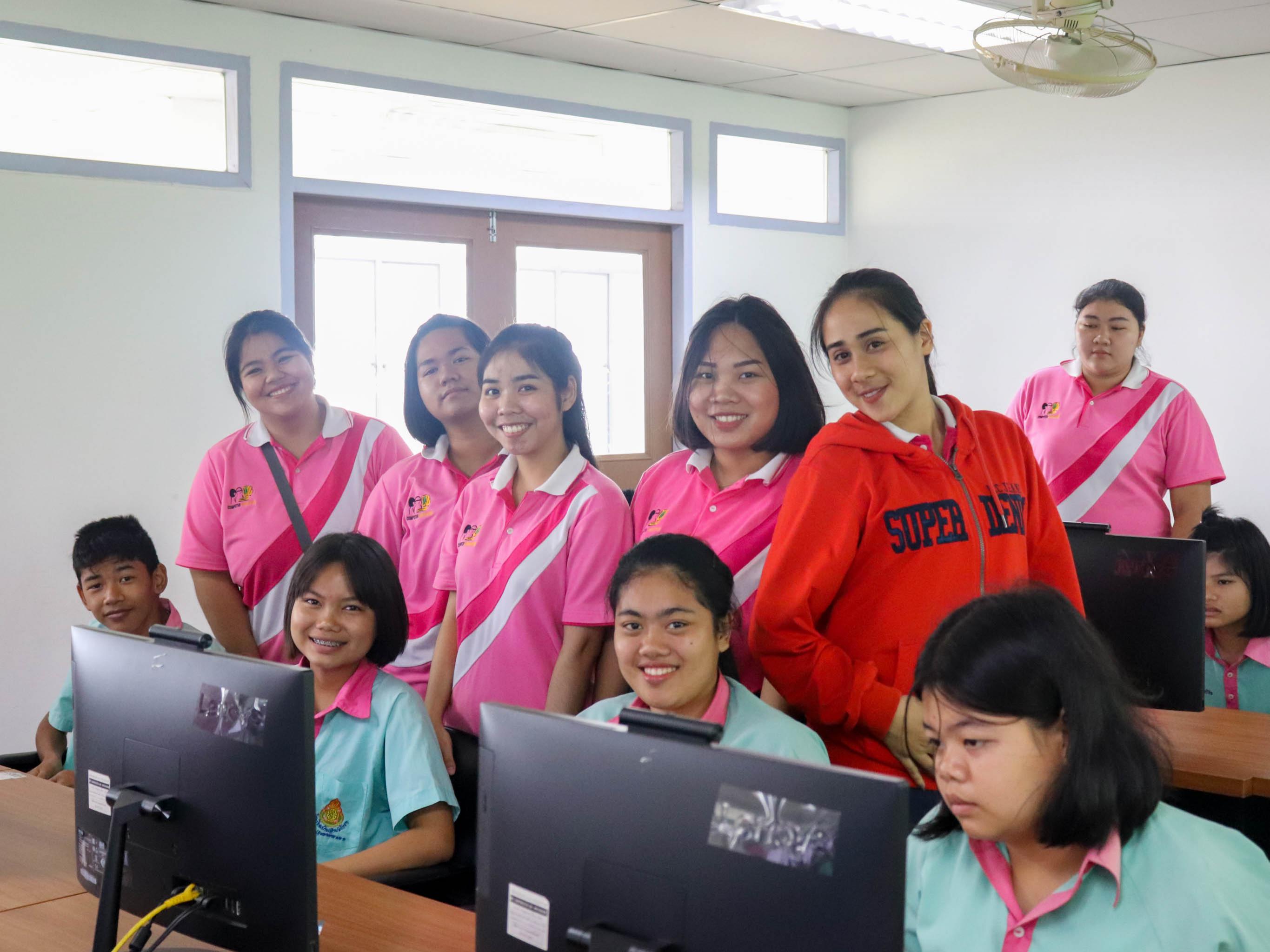 9.  โครงการบูรณาการจัดการเรียนการสอน โปรแกรมวิชาคอมพิวเตอร์ | 4 มี.ค 2563